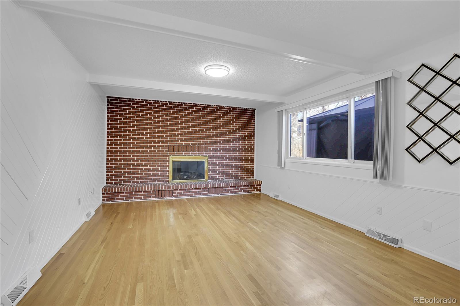 1682 S Vaughn Street