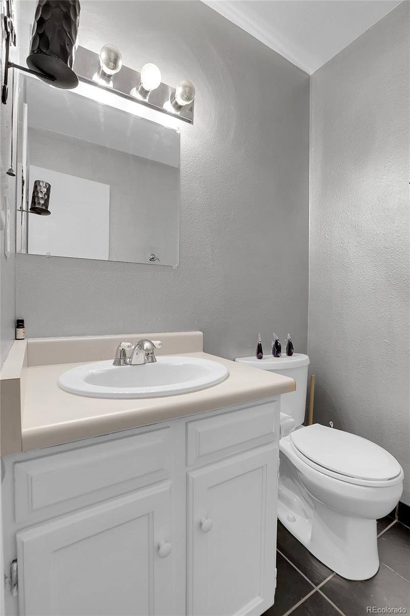 1682 S Vaughn Street