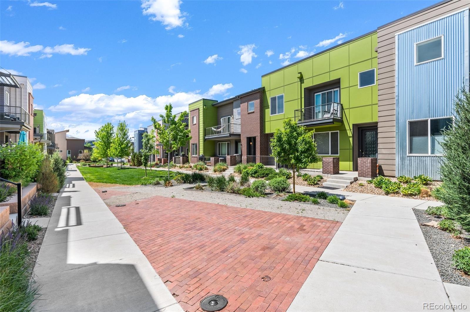 2057 W 67th Place