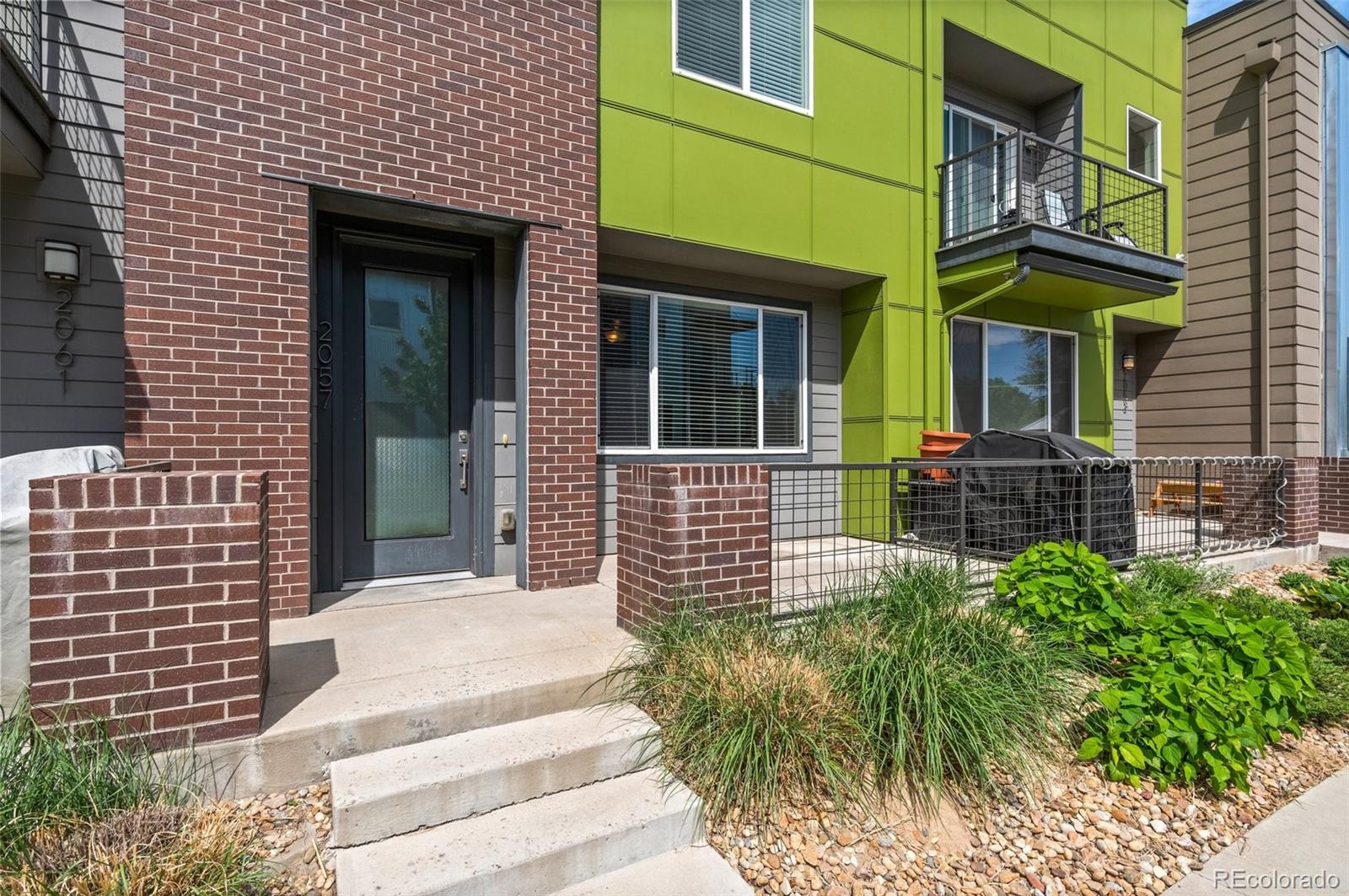 2057 W 67th Place