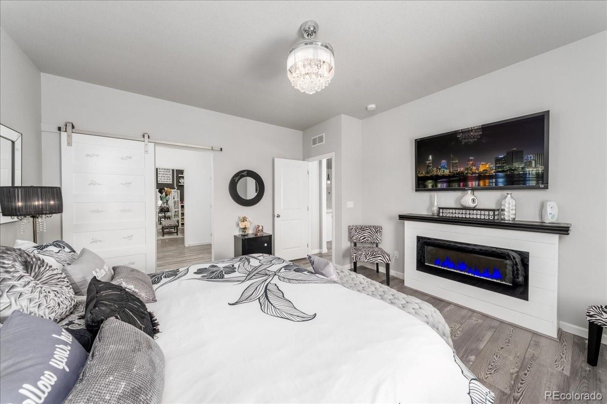 6021 Sandstone Circle