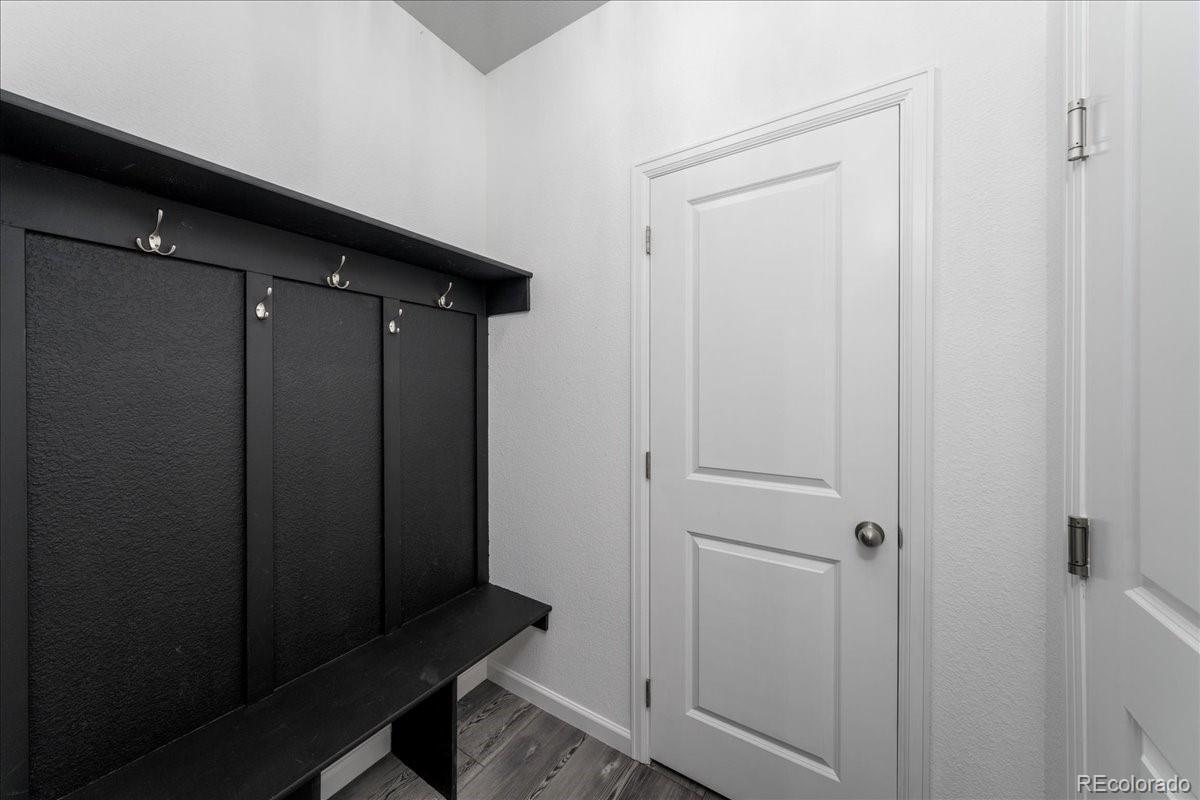 6021 Sandstone Circle