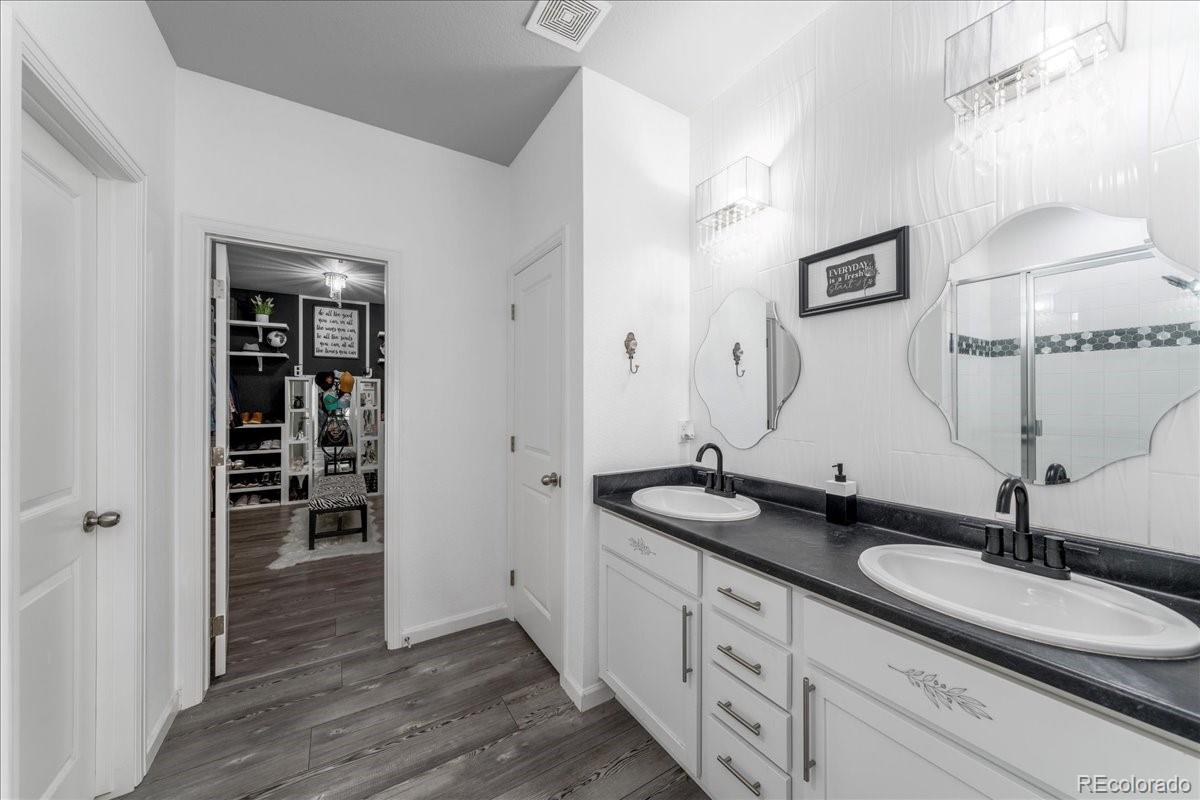 6021 Sandstone Circle