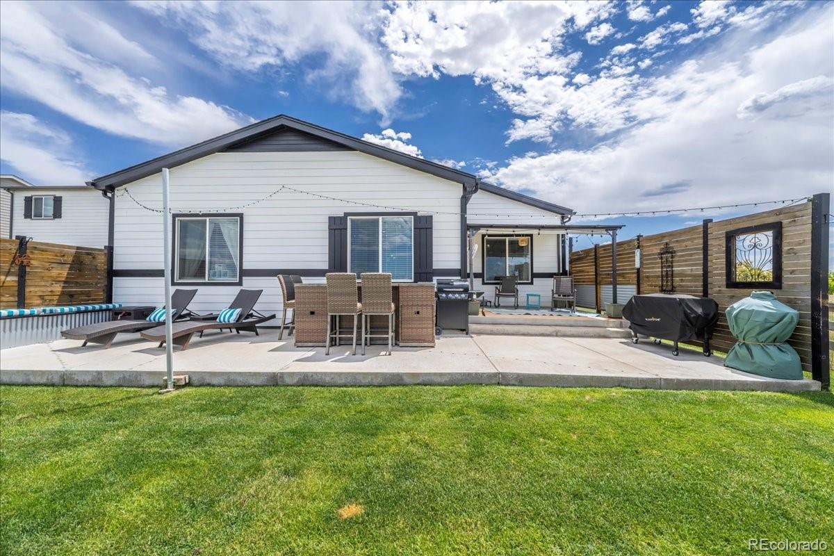 6021 Sandstone Circle