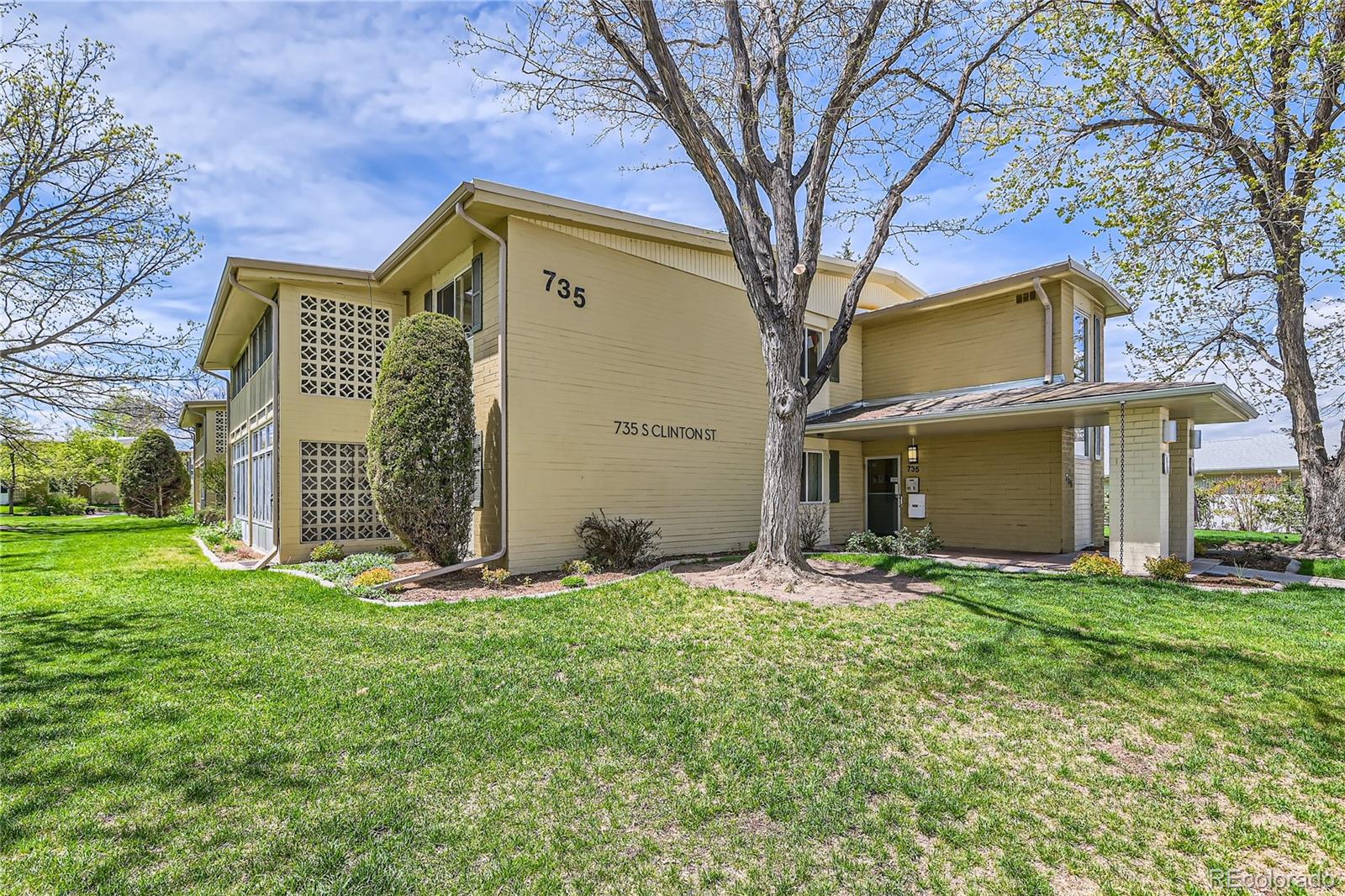 735 S Clinton Street Unit: 6-B