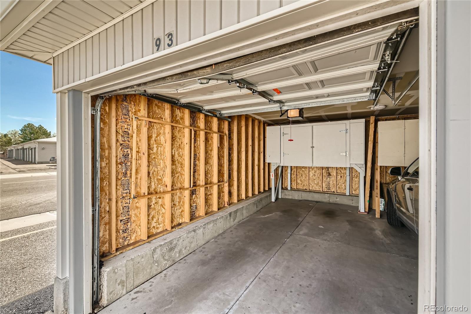 735 S Clinton Street Unit: 6-B