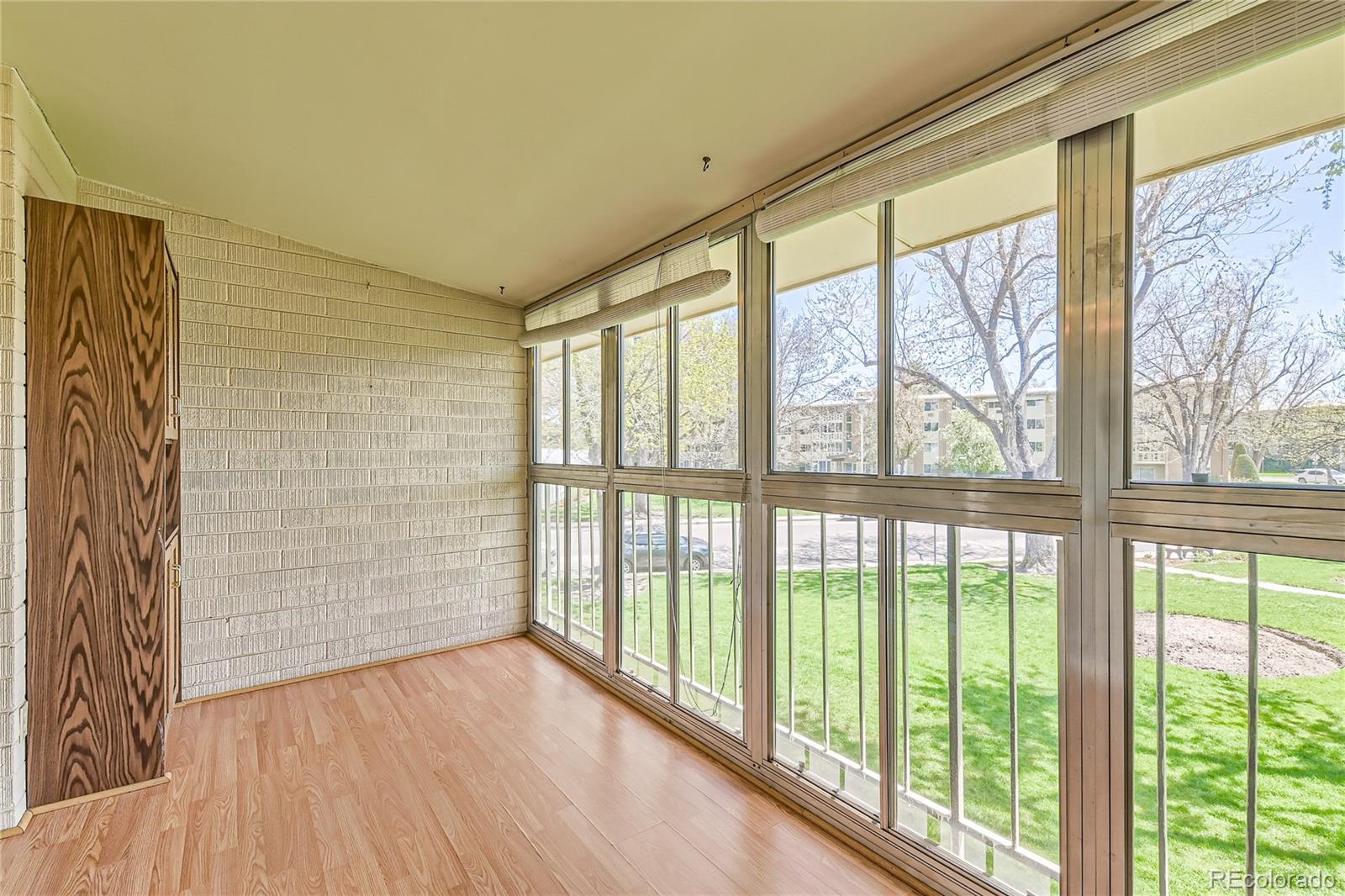 735 S Clinton Street Unit: 6-B