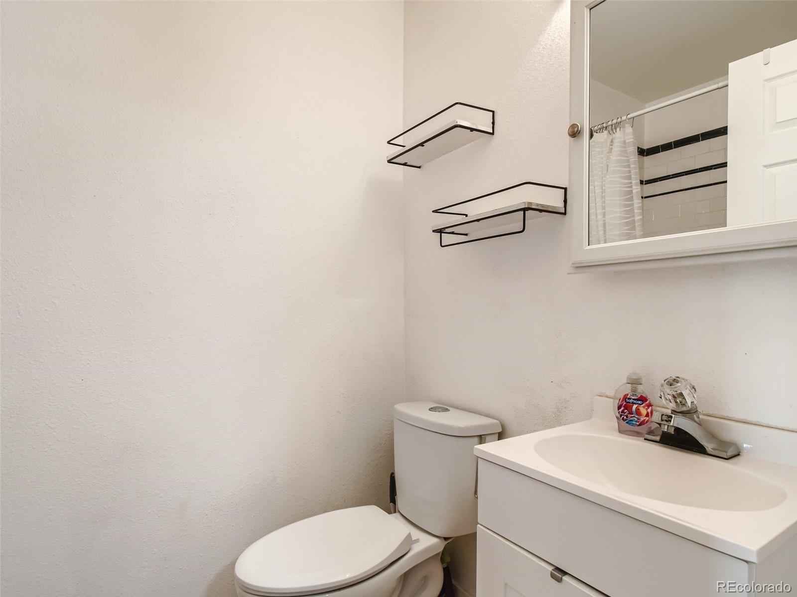 4240 E 94th Avenue Unit: E