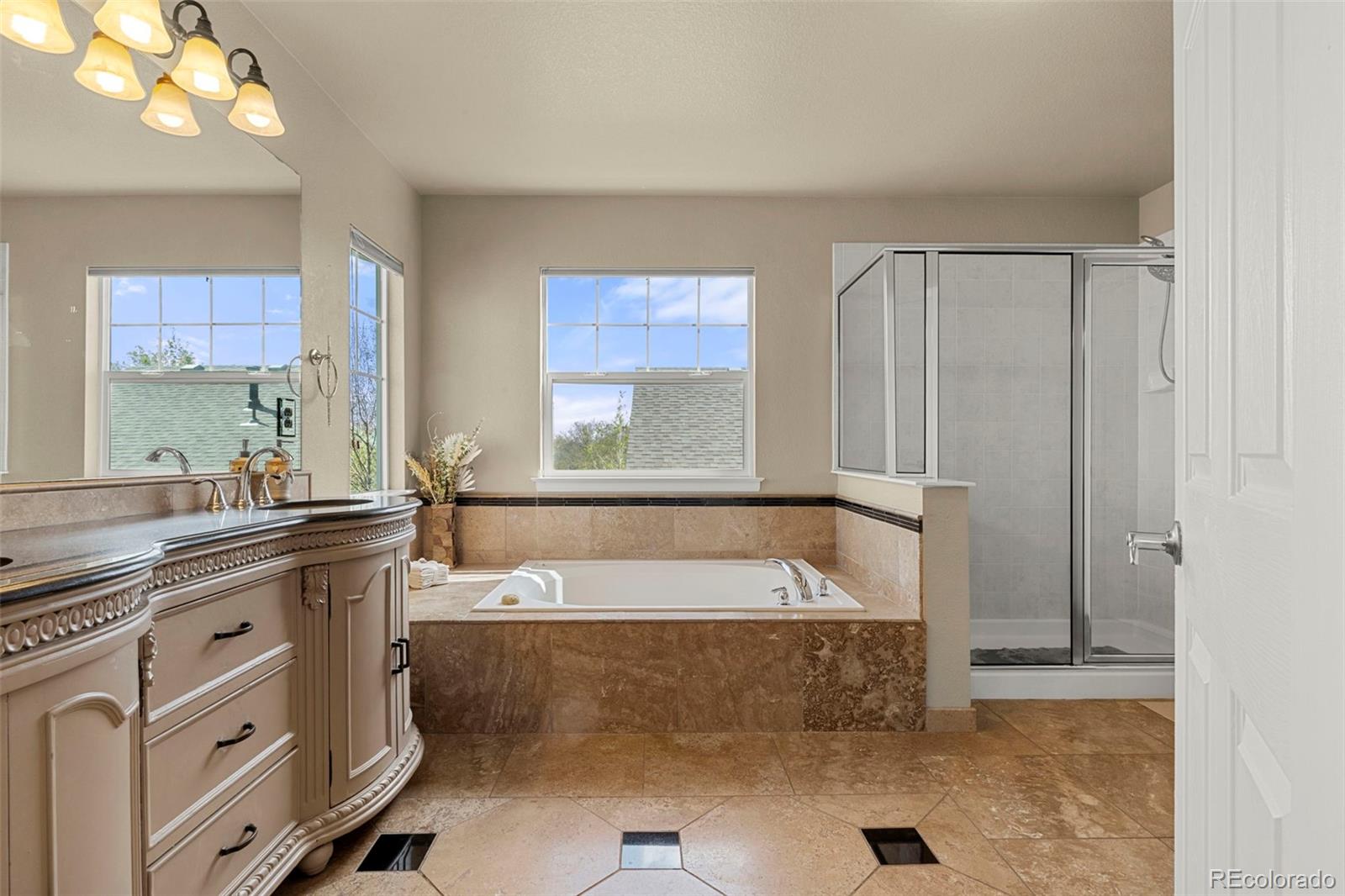 22 Apache Plume Street