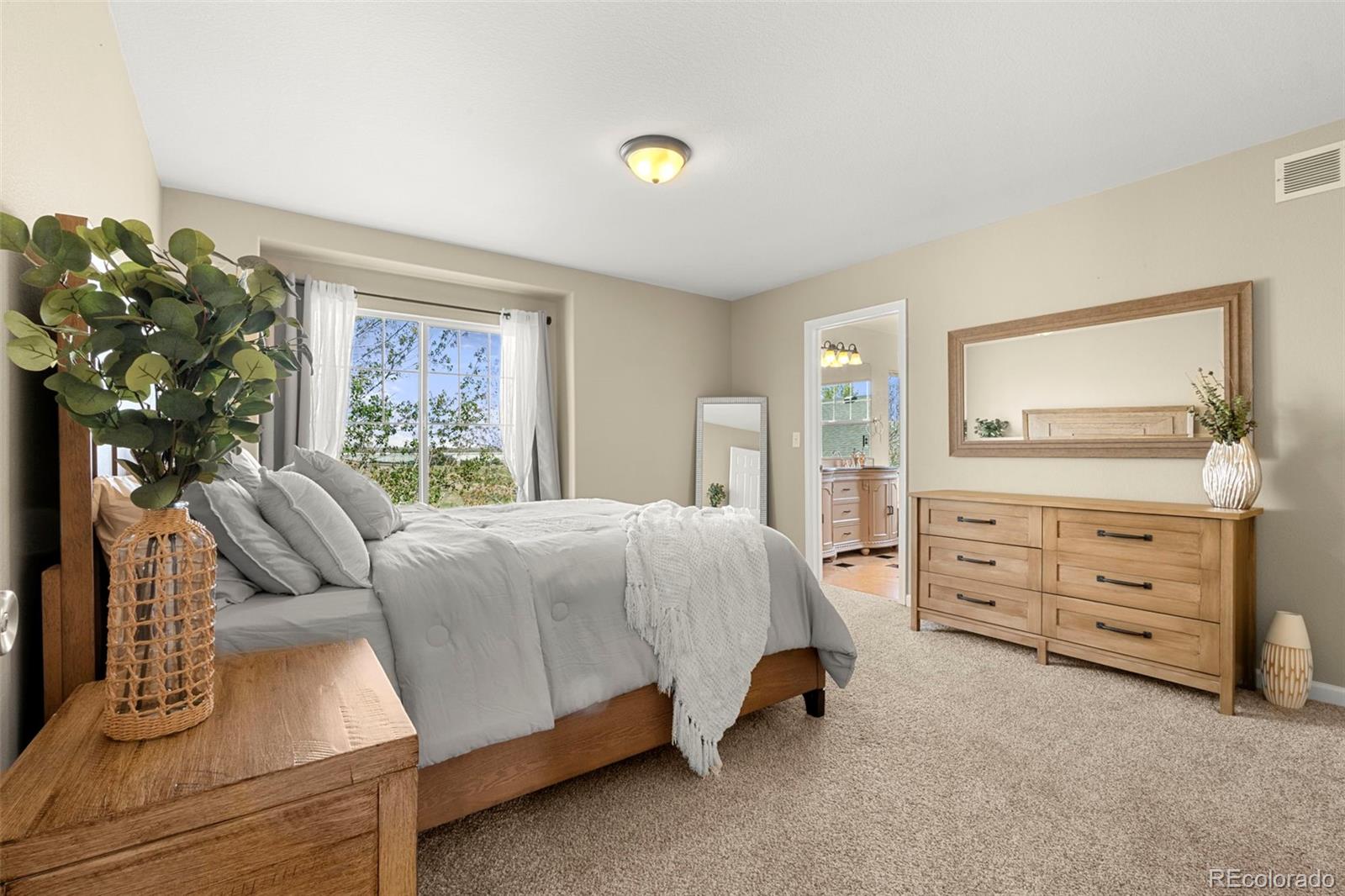 22 Apache Plume Street