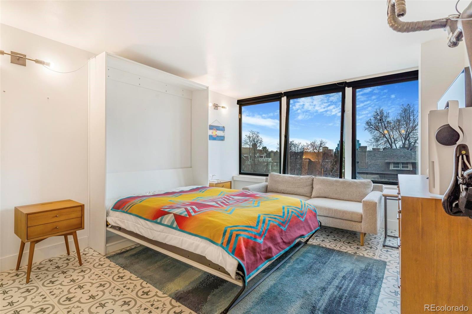 789 N Clarkson Street Unit: 406