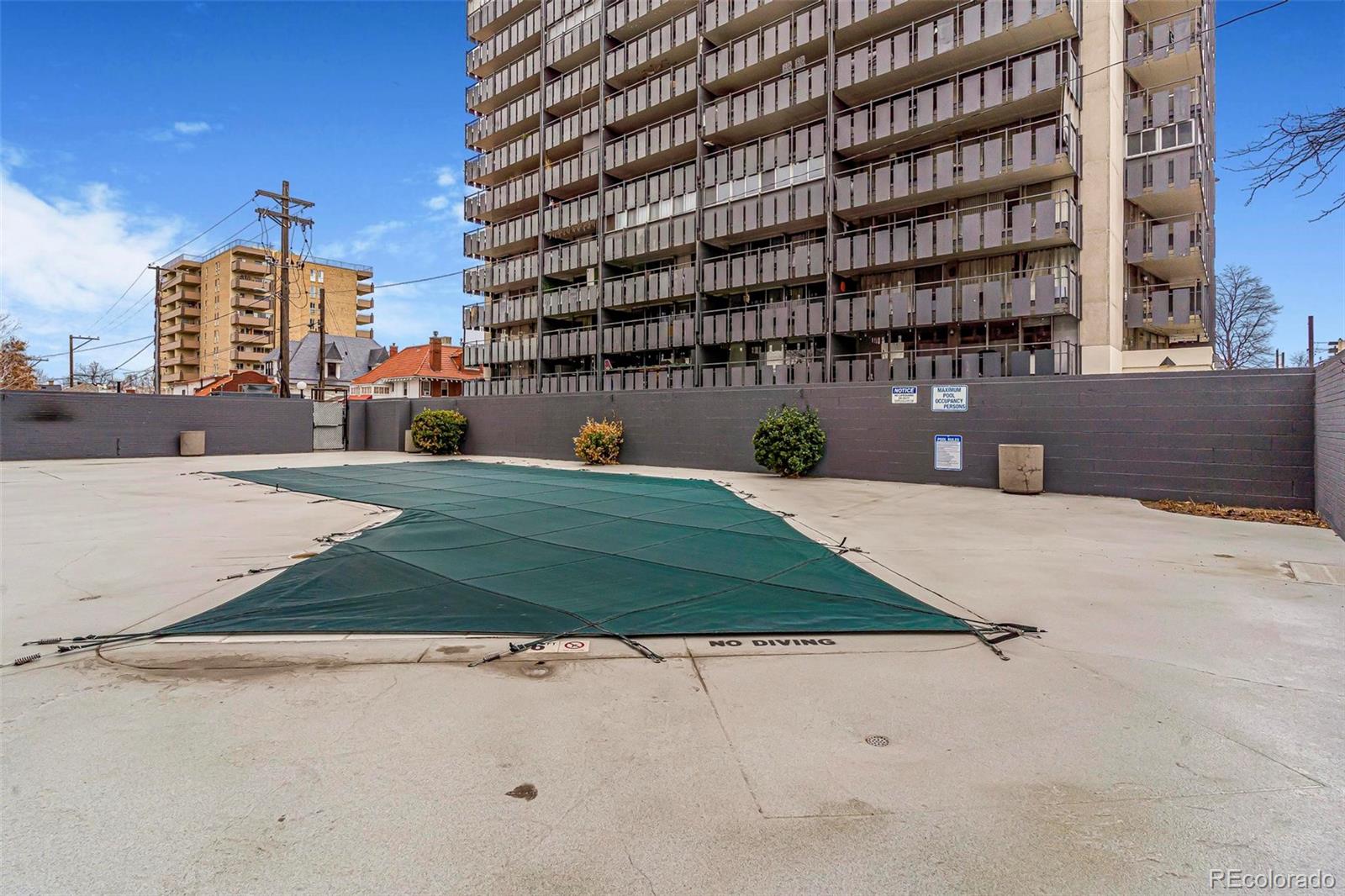 789 N Clarkson Street Unit: 406