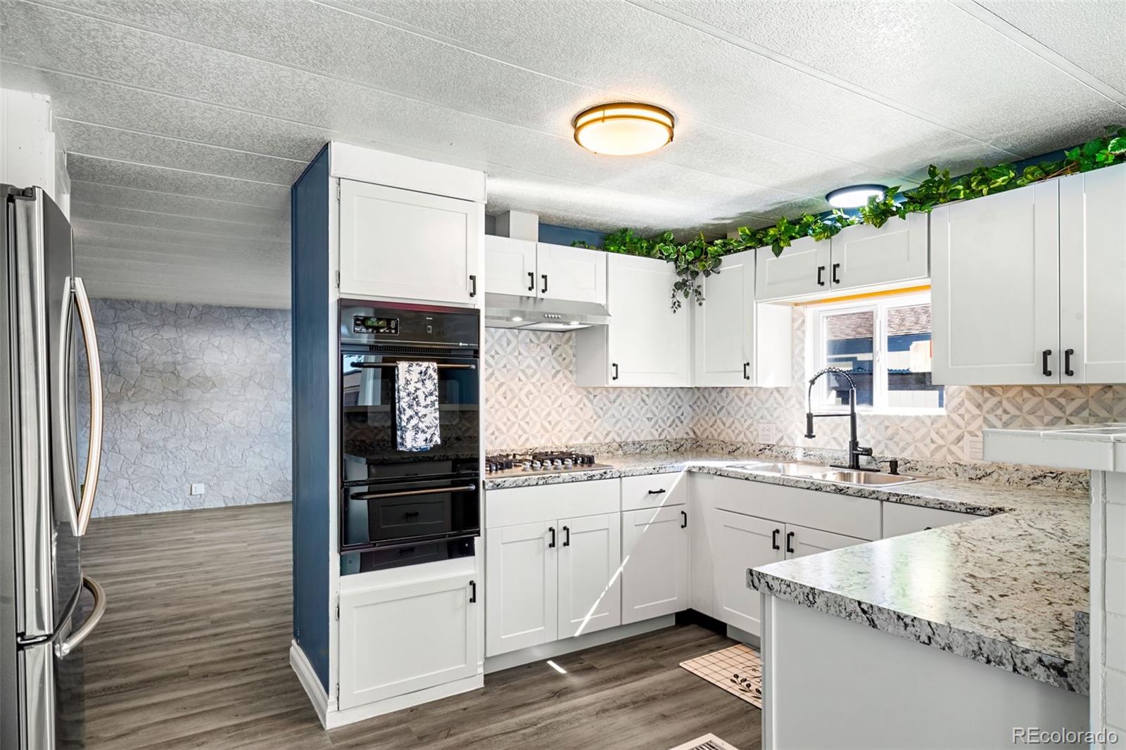 4105 N Garfield Avenue