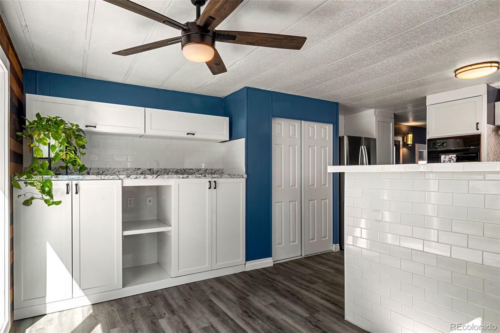 4105 N Garfield Avenue