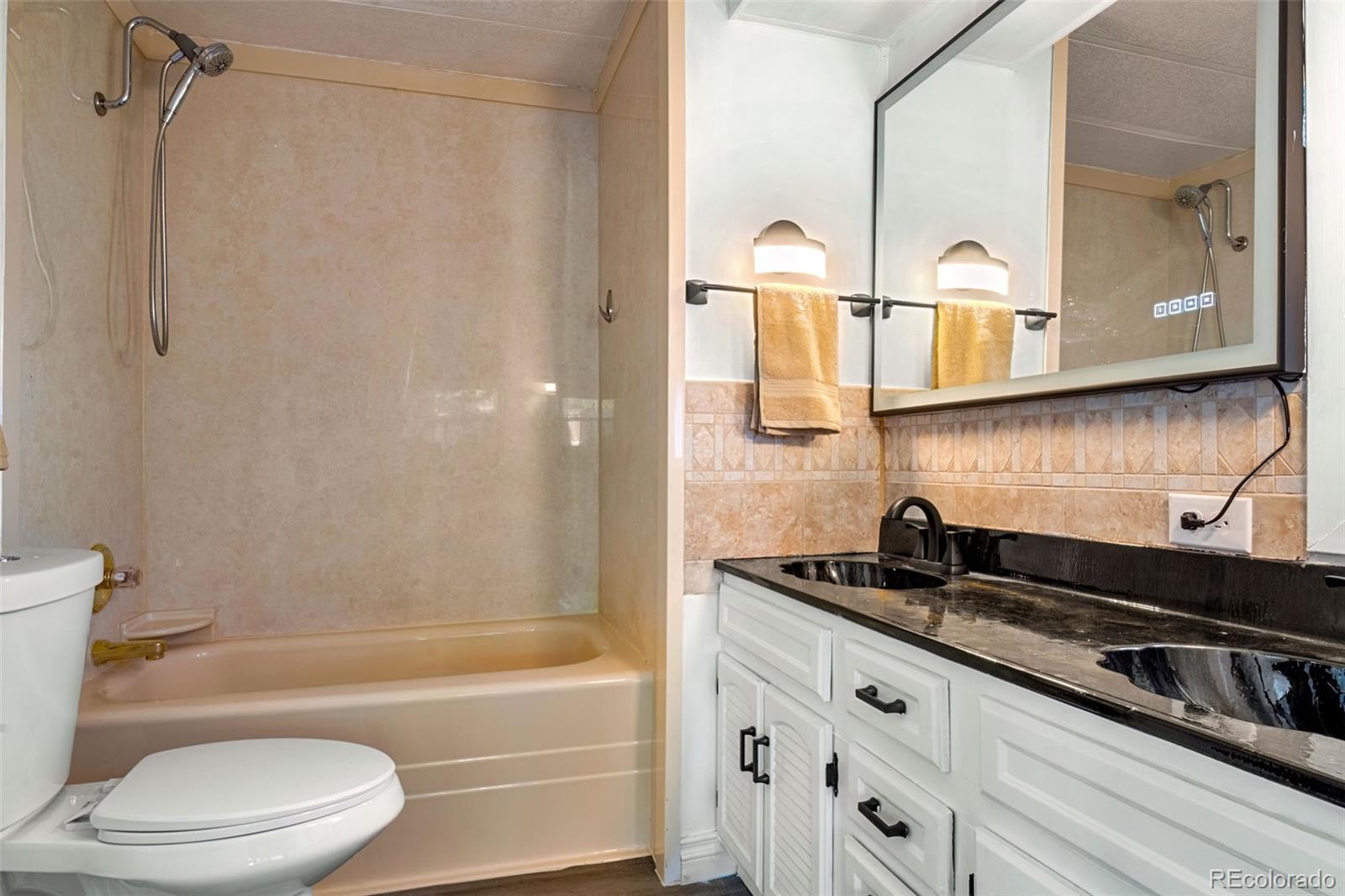 4105 N Garfield Avenue