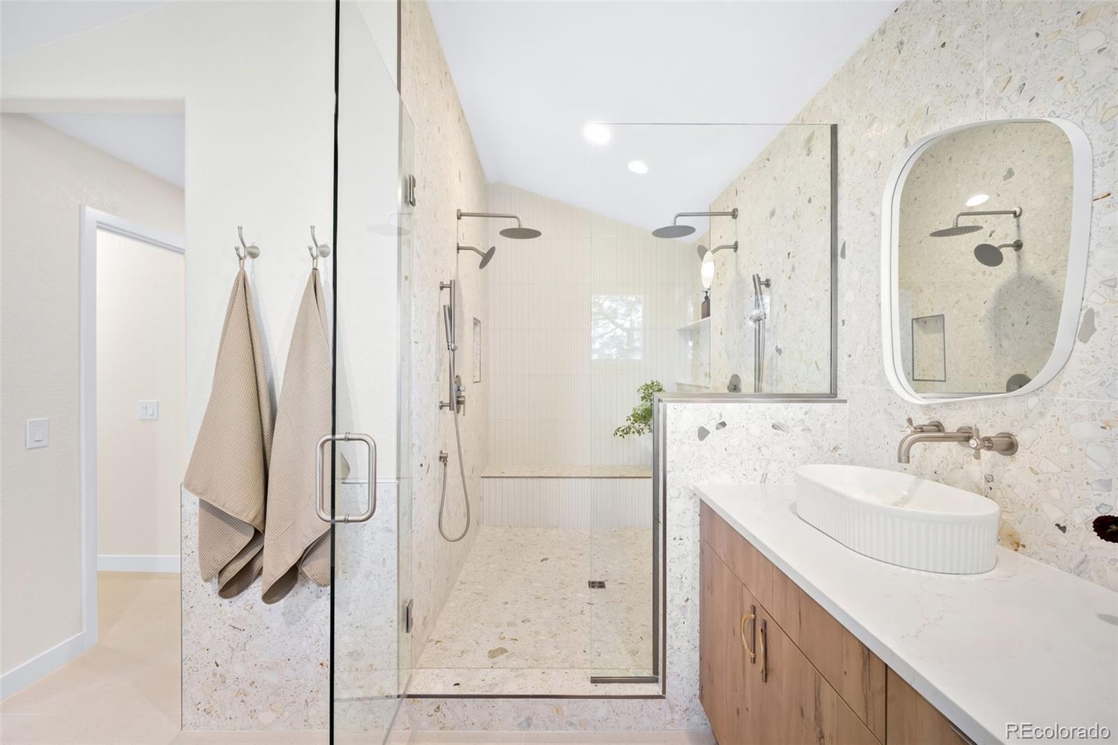 11673 E Berry Avenue