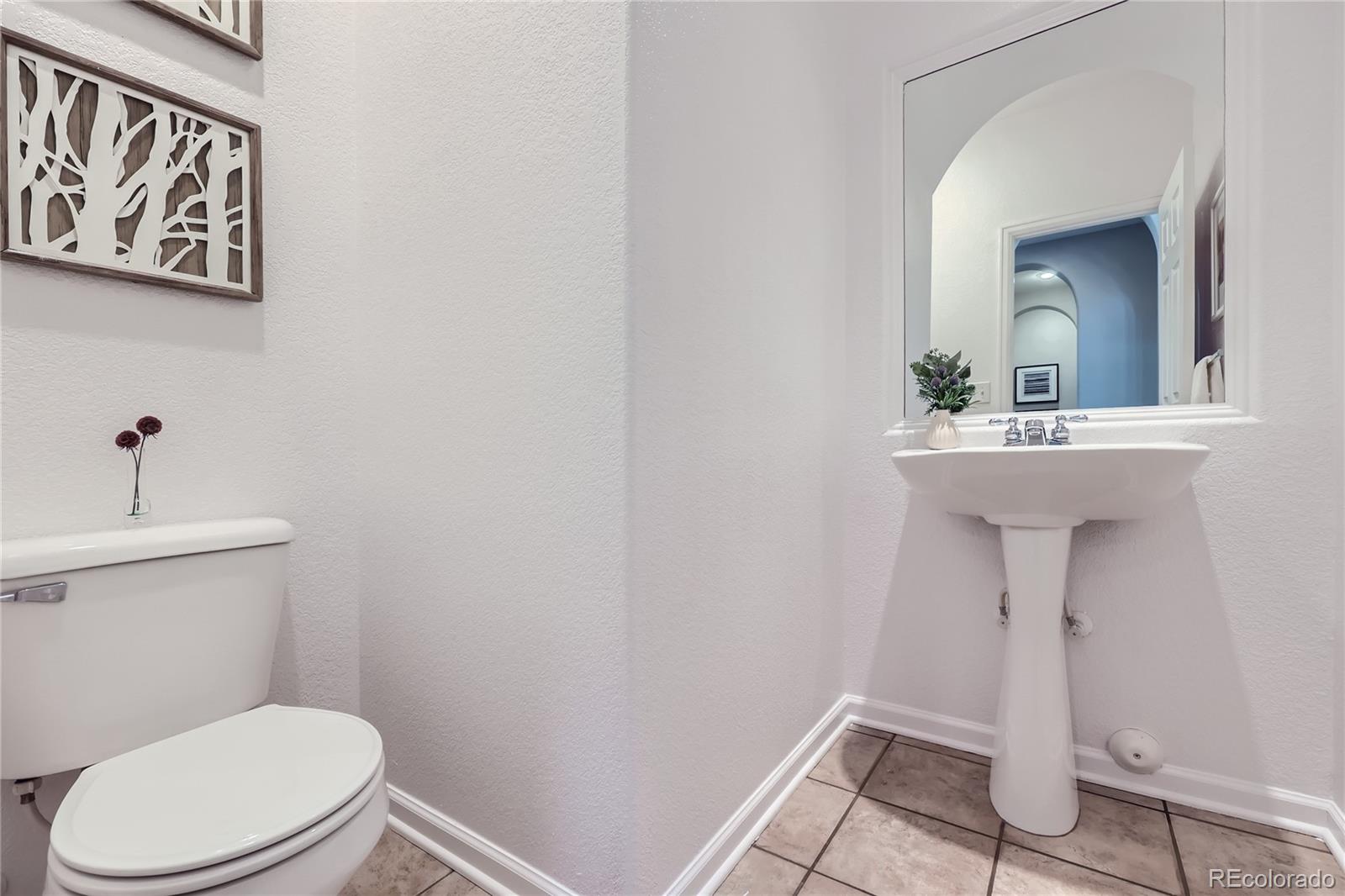 4987 S Wadsworth Boulevard