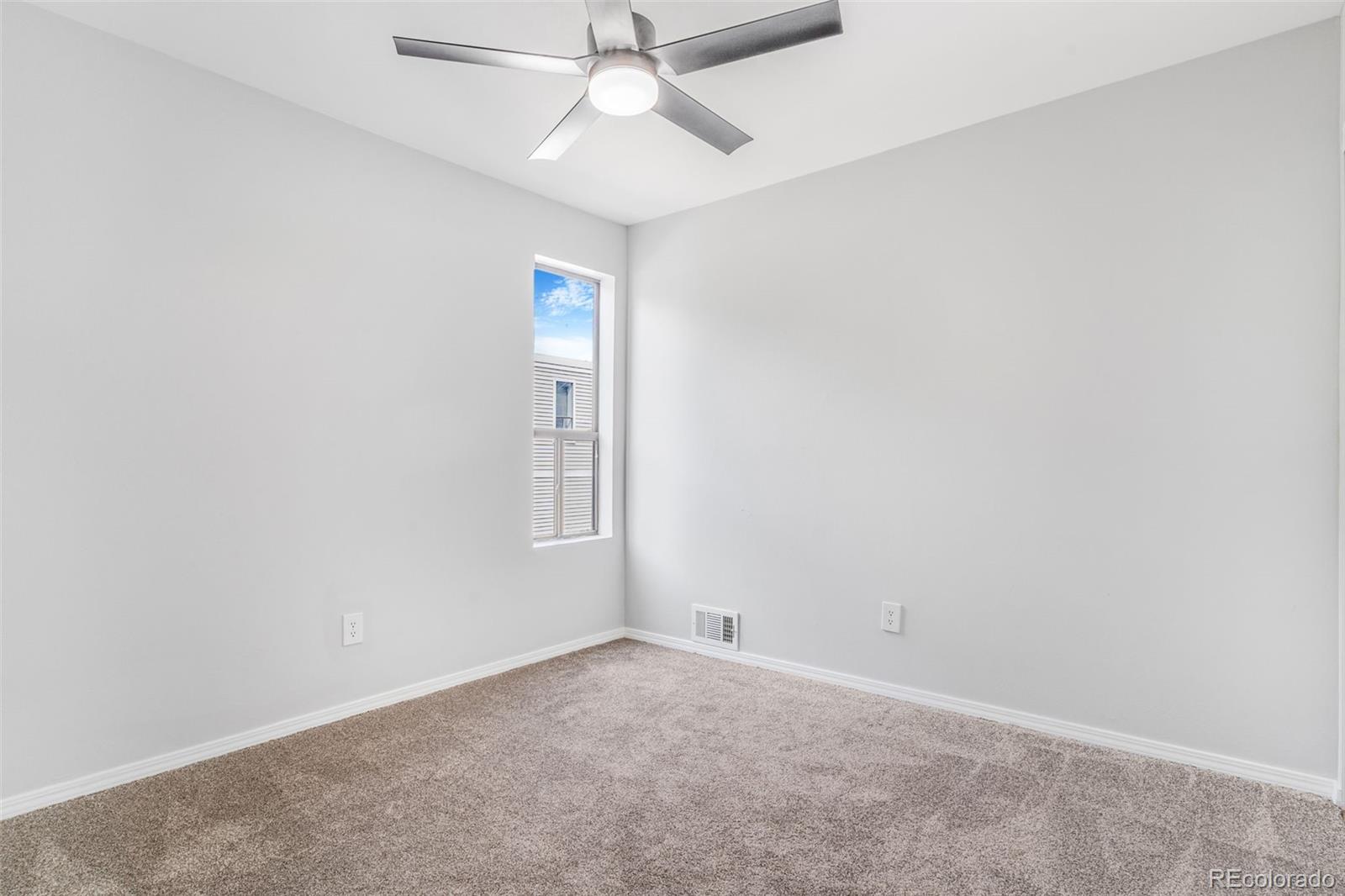 1050 S Monaco Parkway Unit: 23