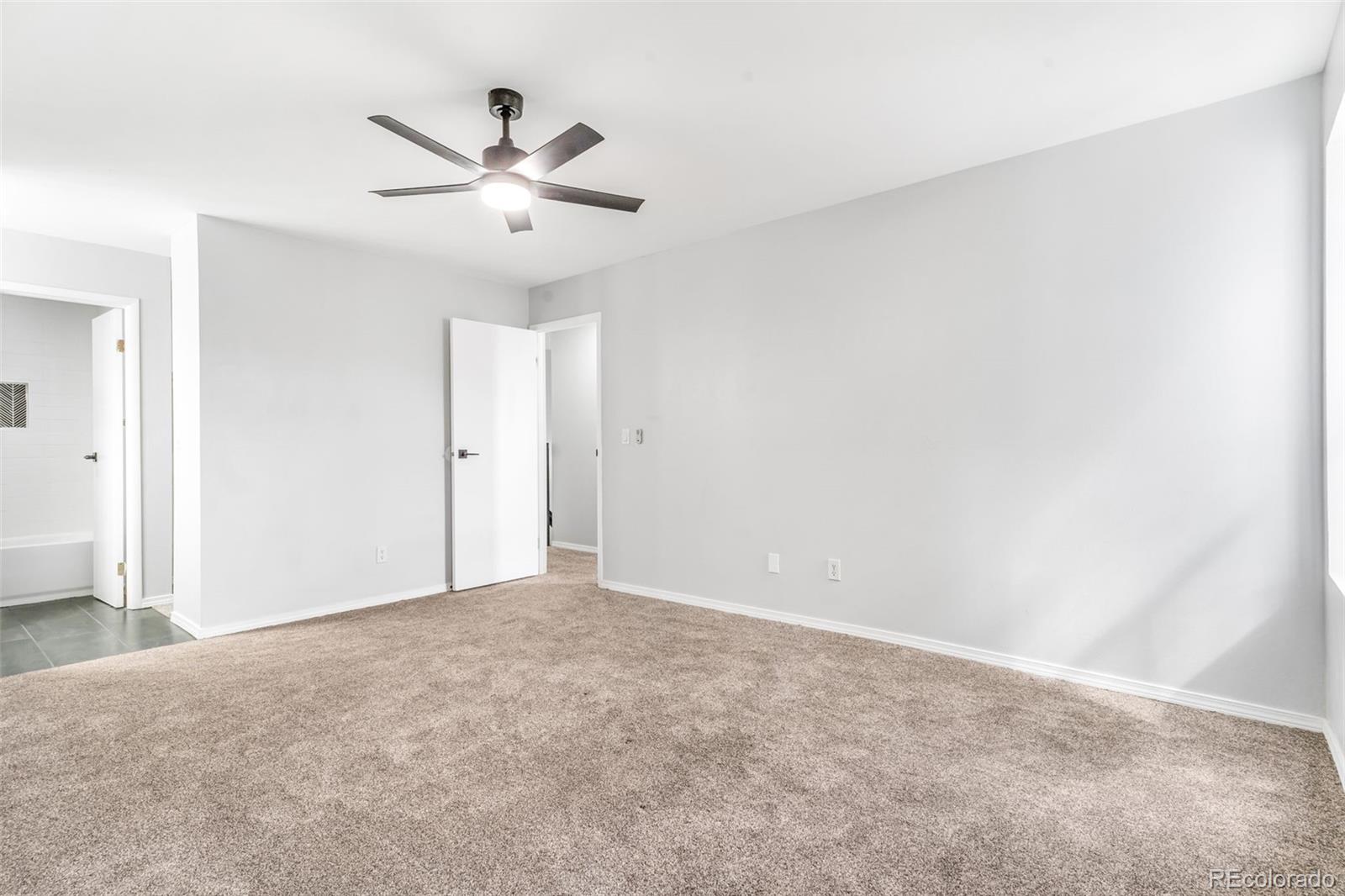 1050 S Monaco Parkway Unit: 23