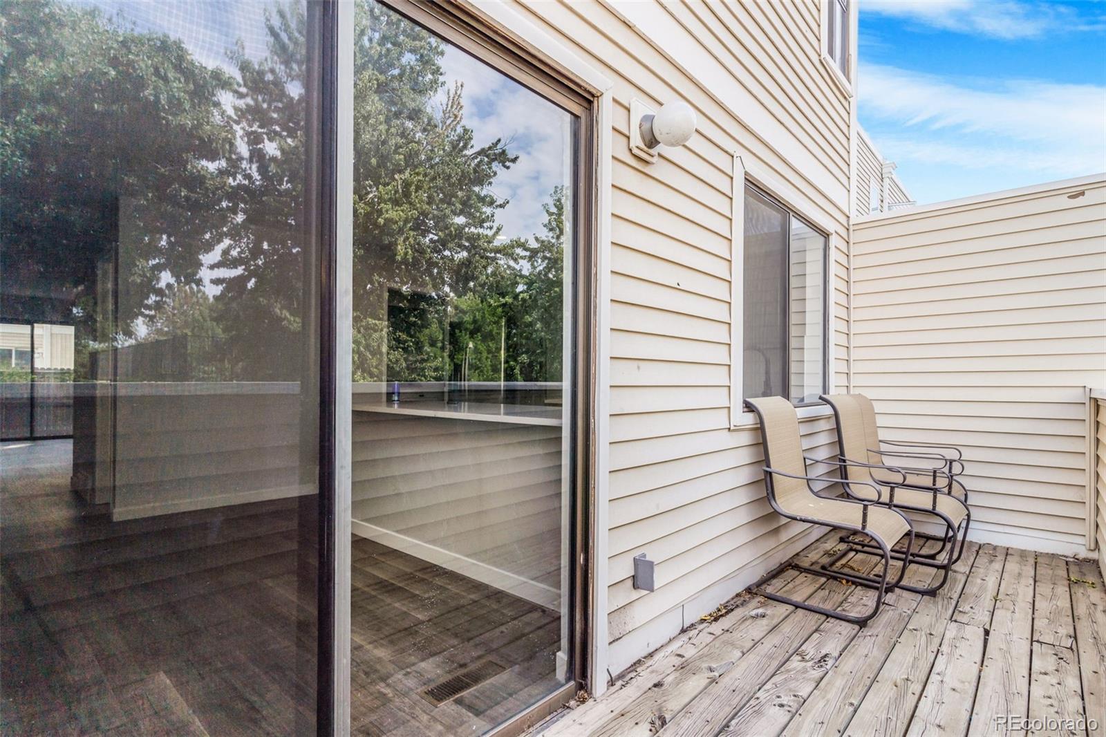 1050 S Monaco Parkway Unit: 23
