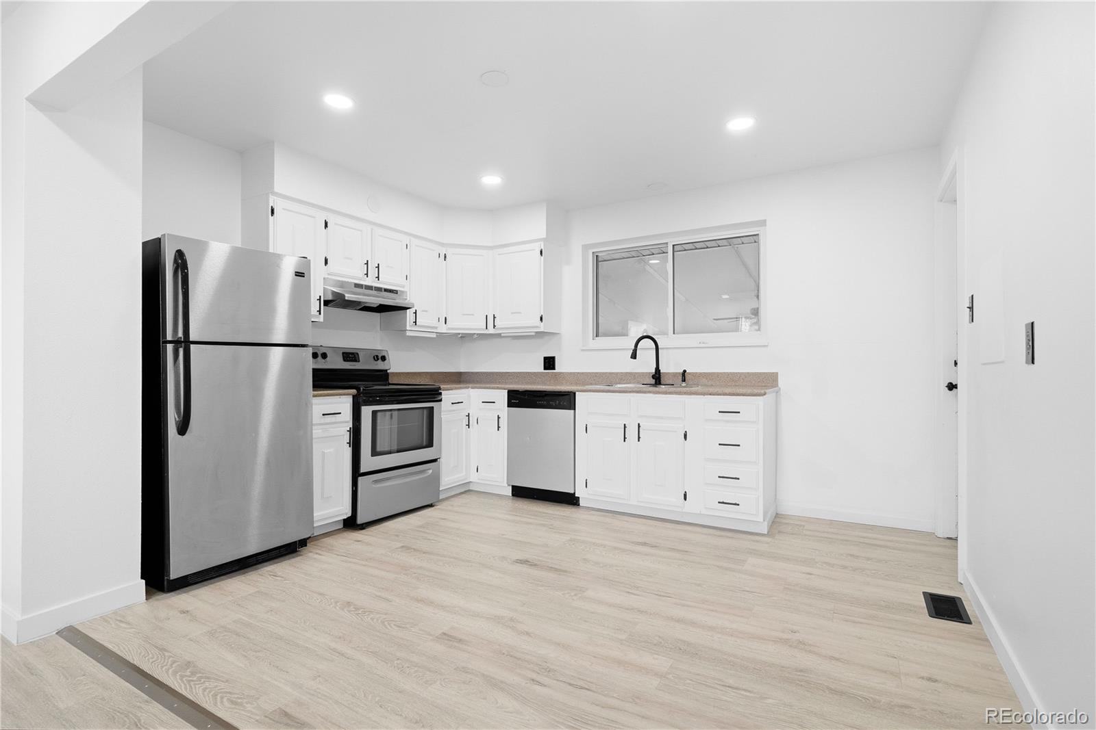 12254 E Beekman Place