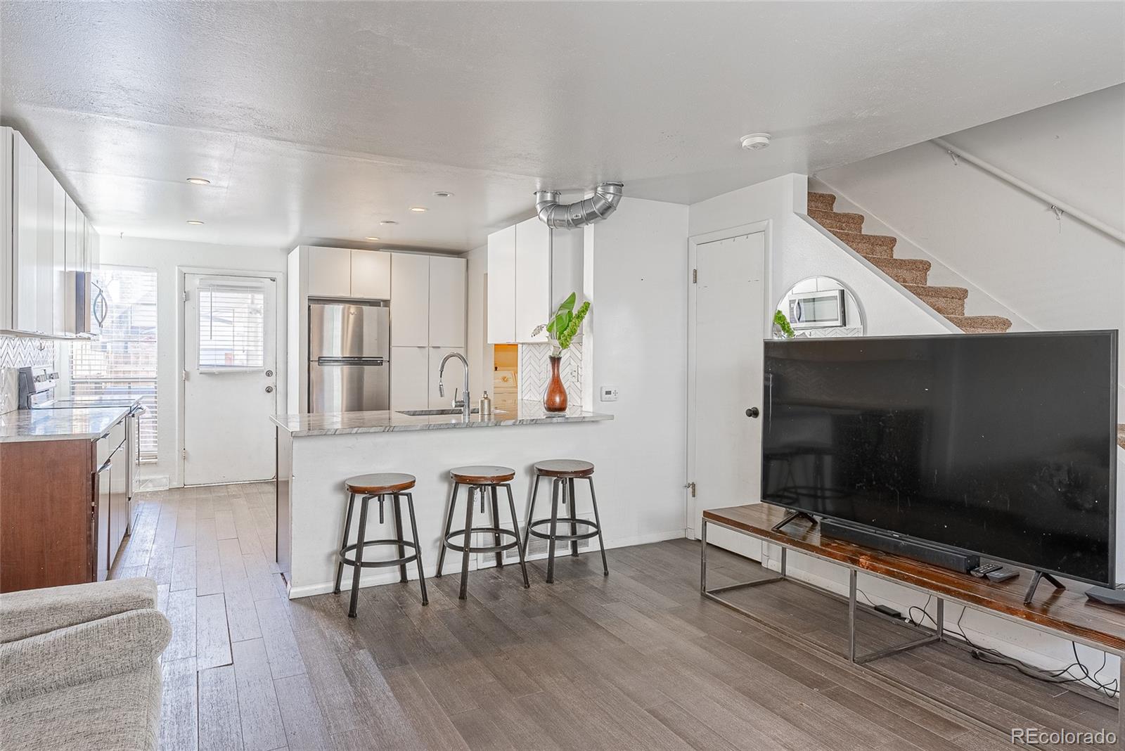5220 Garrison Street Unit: 8