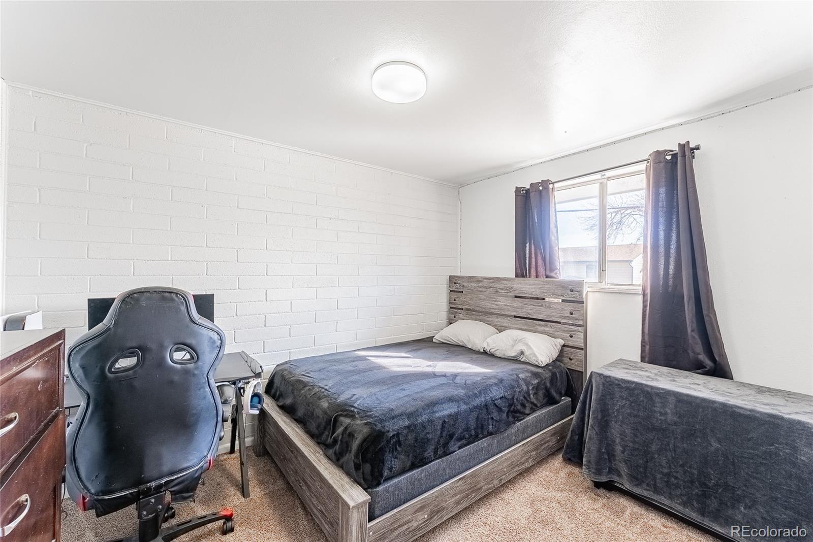 5220 Garrison Street Unit: 8