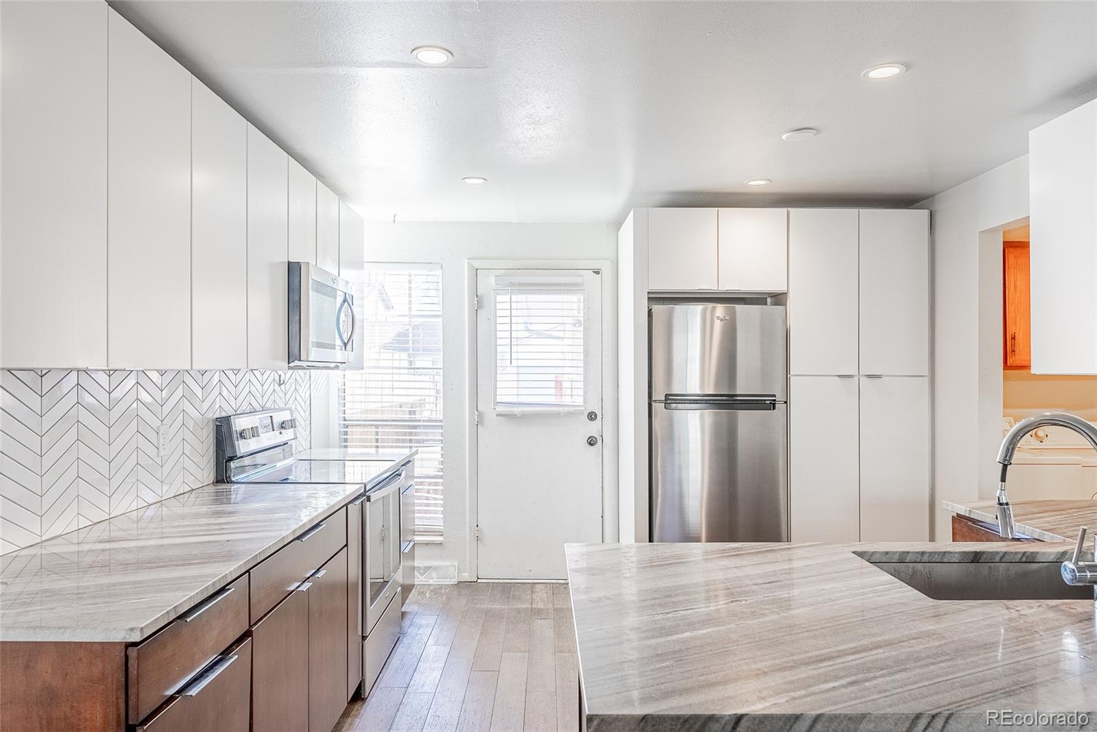 5220 Garrison Street Unit: 8