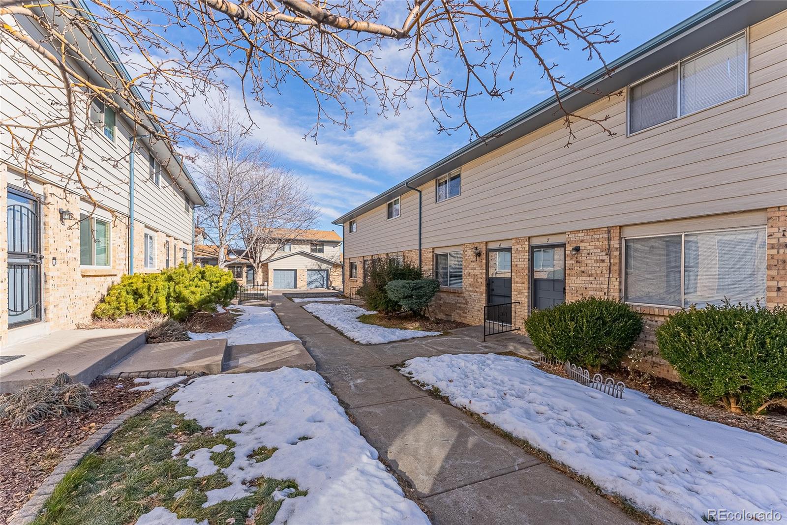 5220 Garrison Street Unit: 8