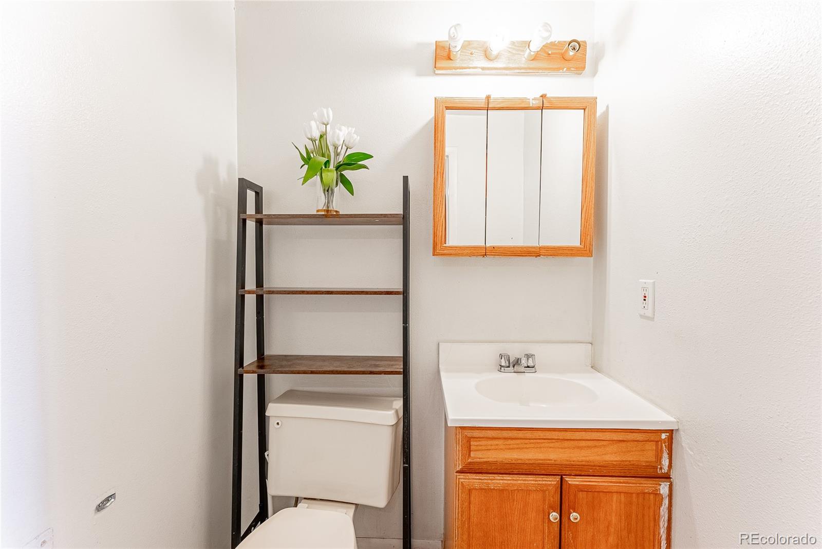 5220 Garrison Street Unit: 8