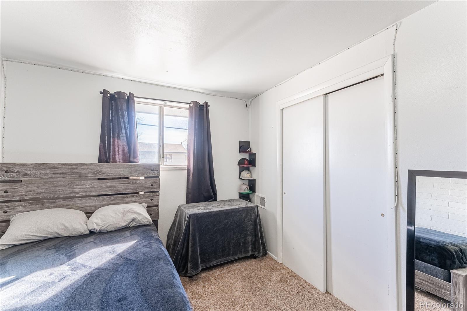 5220 Garrison Street Unit: 8