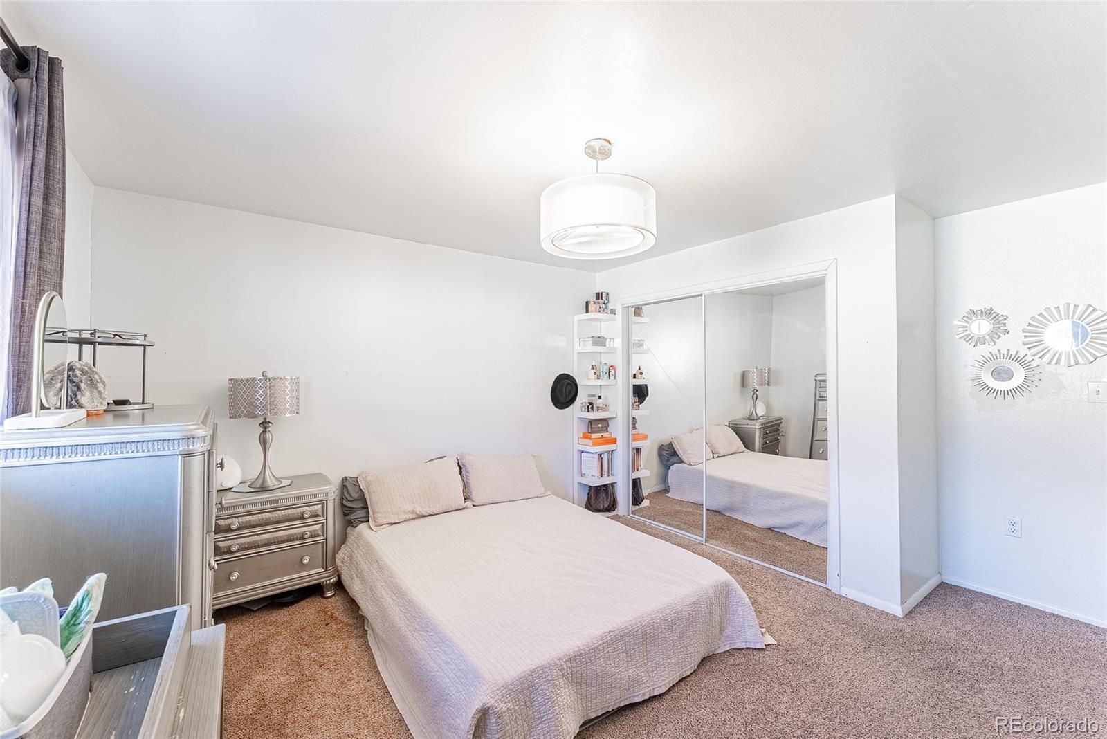 5220 Garrison Street Unit: 8