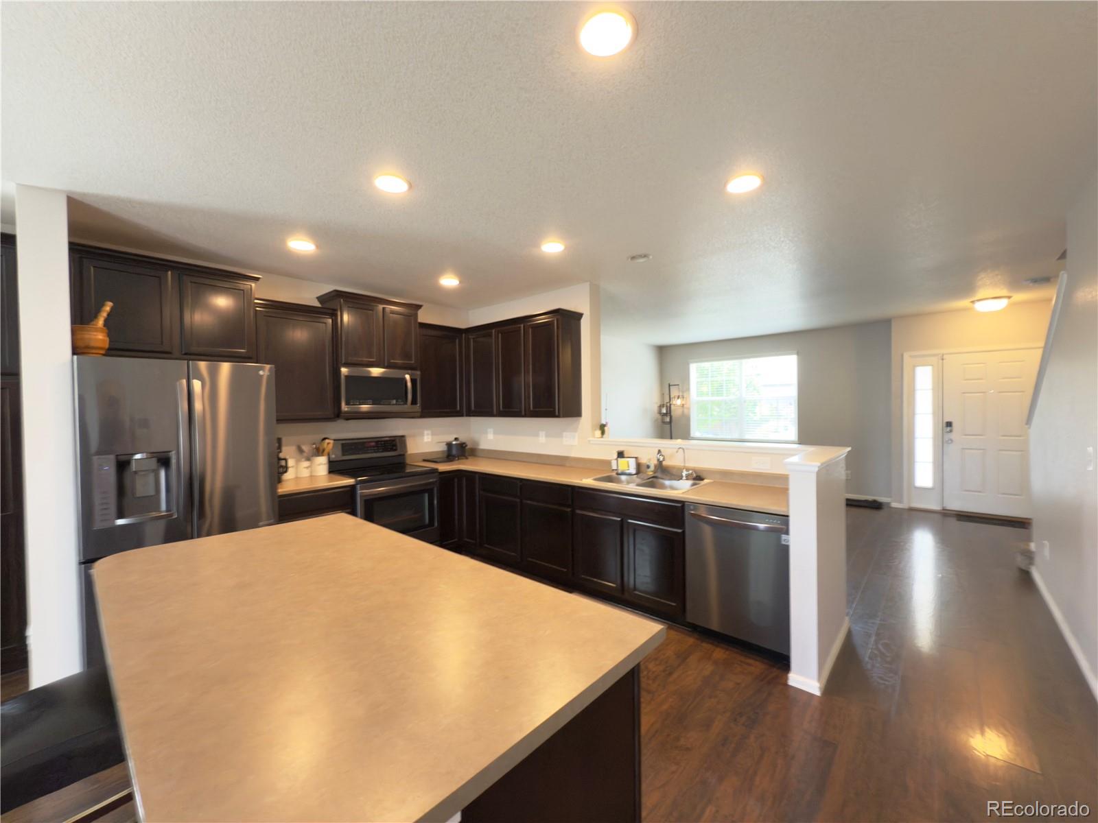 11590 River Oaks Lane