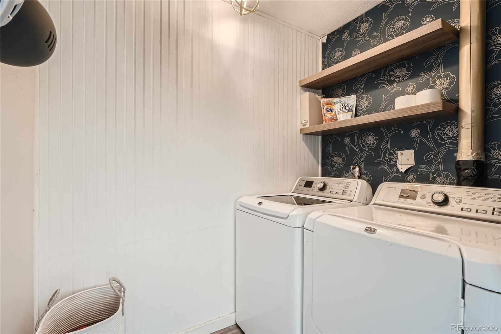 1315 W Center Avenue