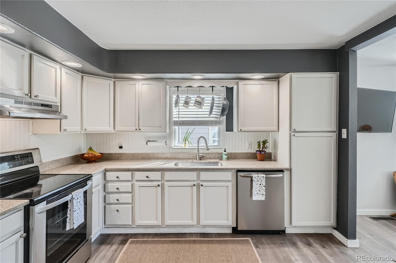 1315 W Center Avenue