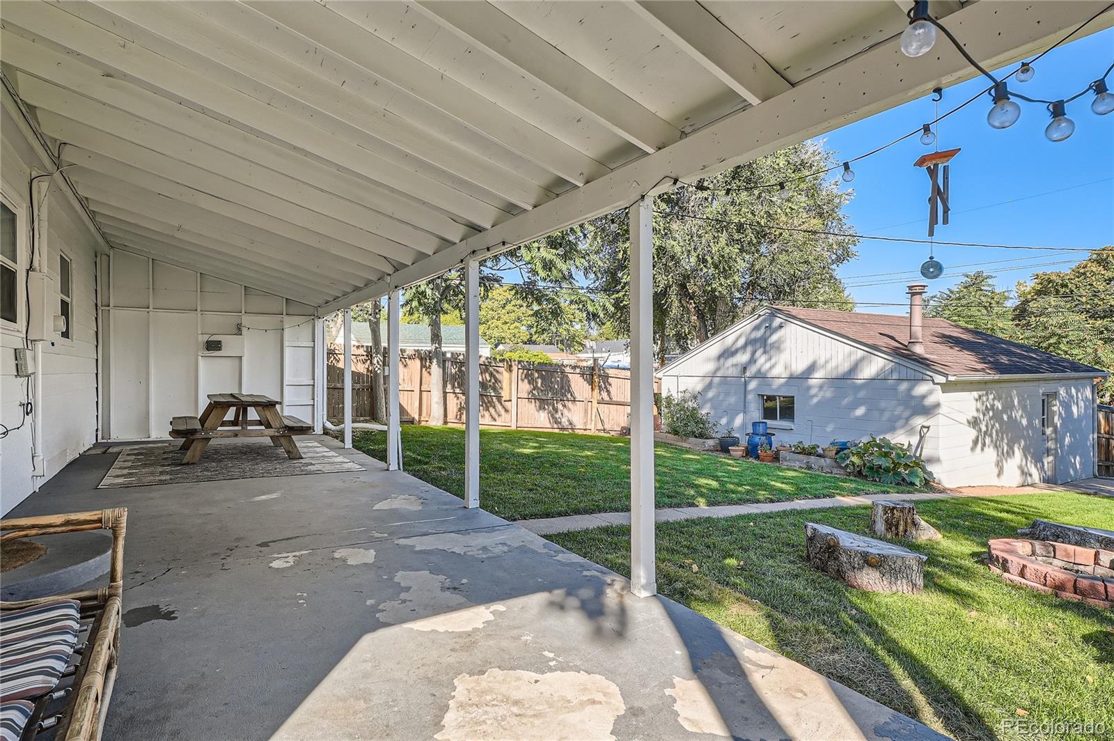 1315 W Center Avenue