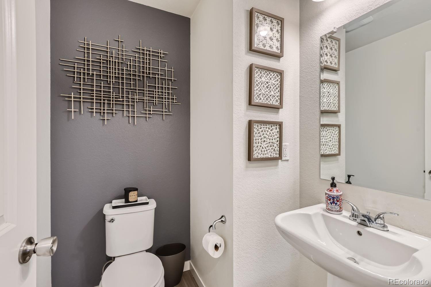 5266 Central Park Boulevard