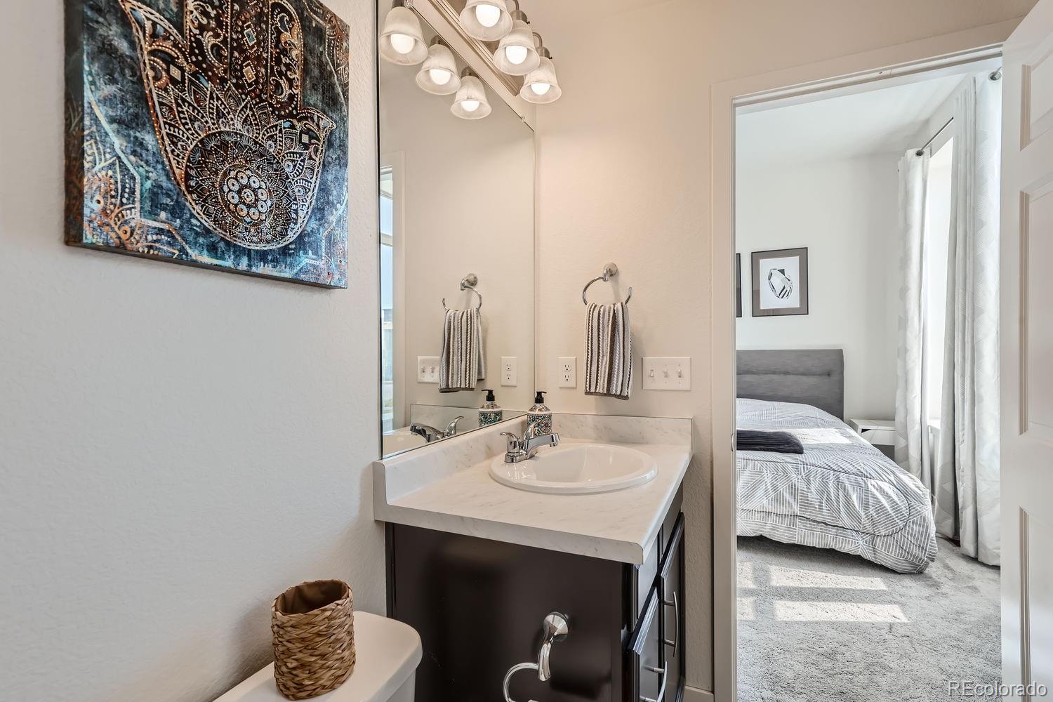 5266 Central Park Boulevard