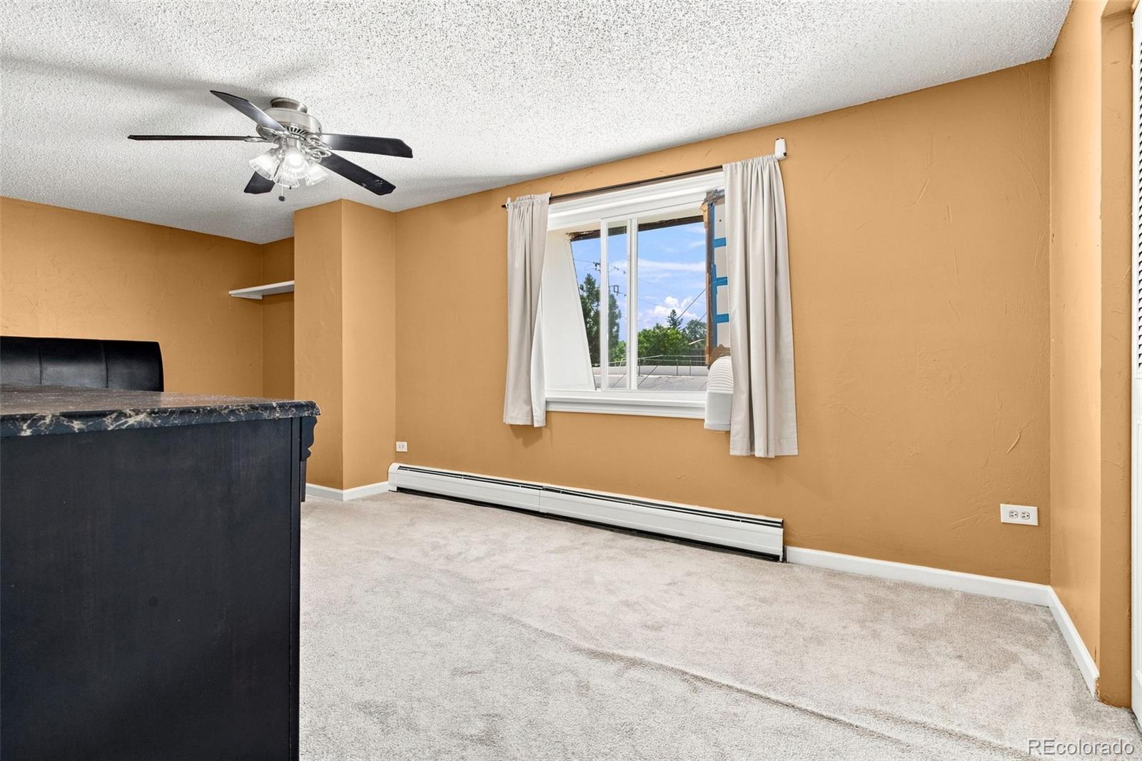1525 S Holly Street Unit: 208