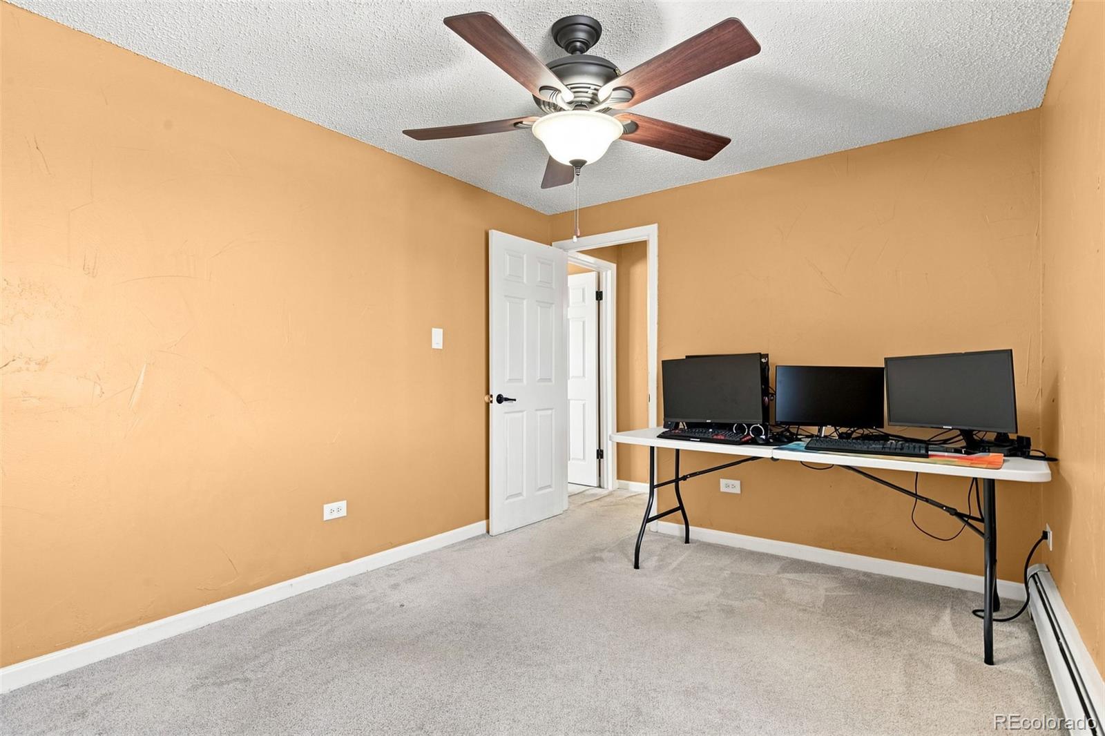 1525 S Holly Street Unit: 208