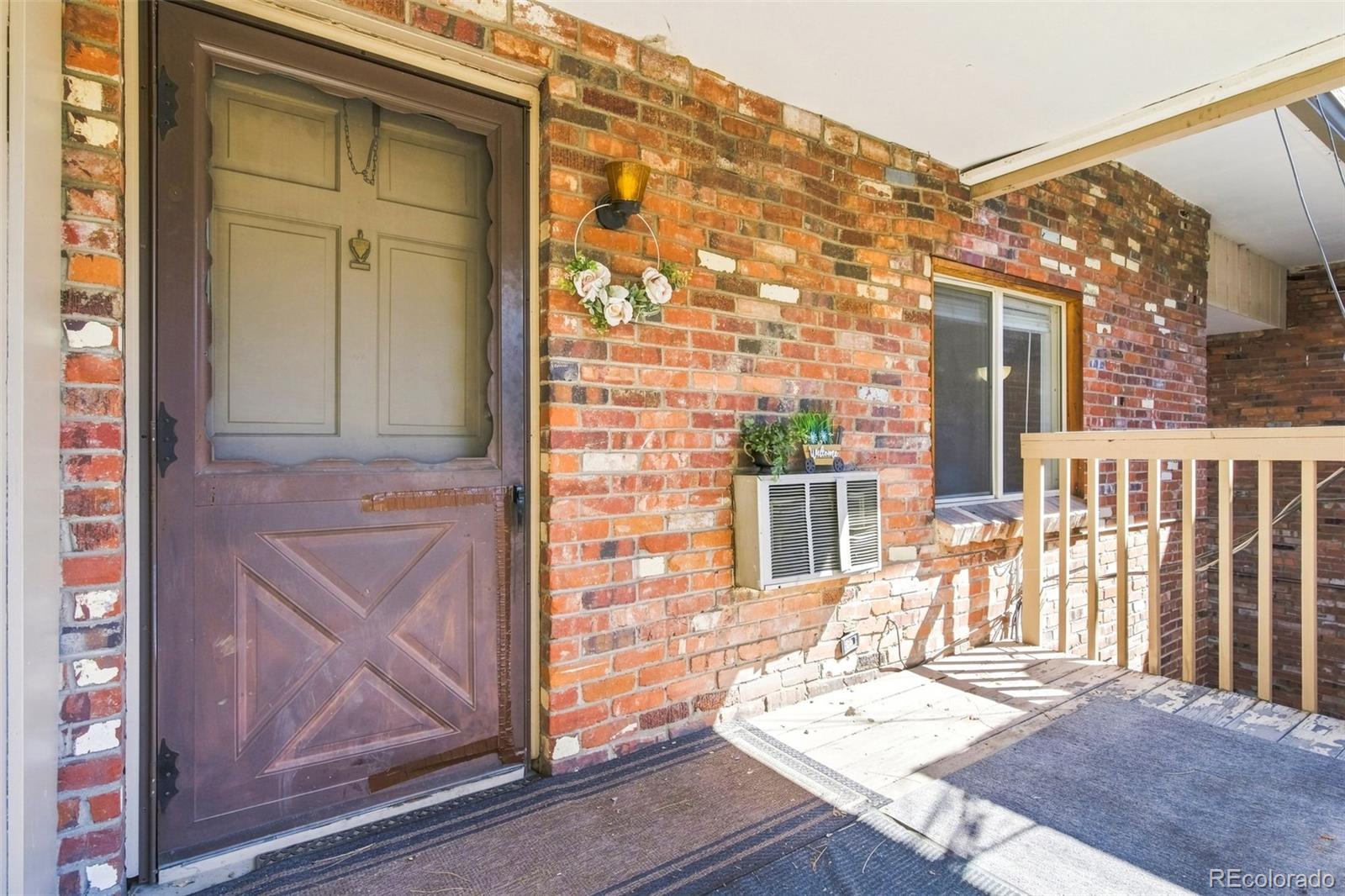 1525 S Holly Street Unit: 208