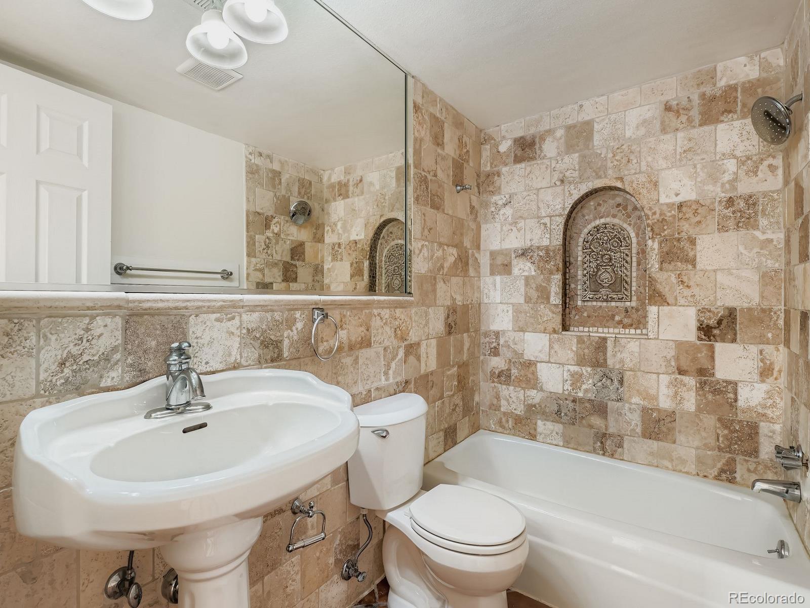 3420 S Locust Street Unit: D