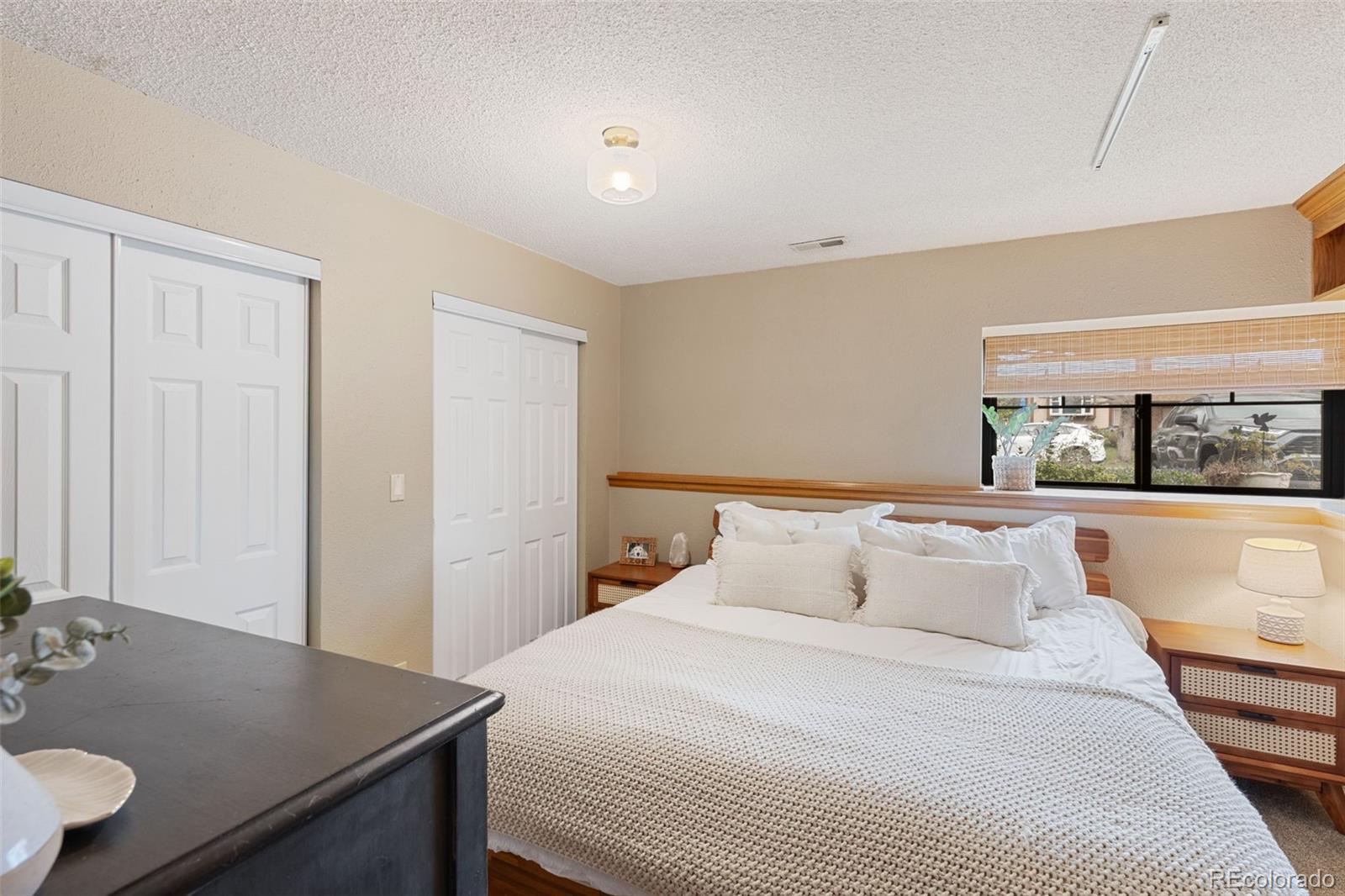 1125 Greenbrier Drive