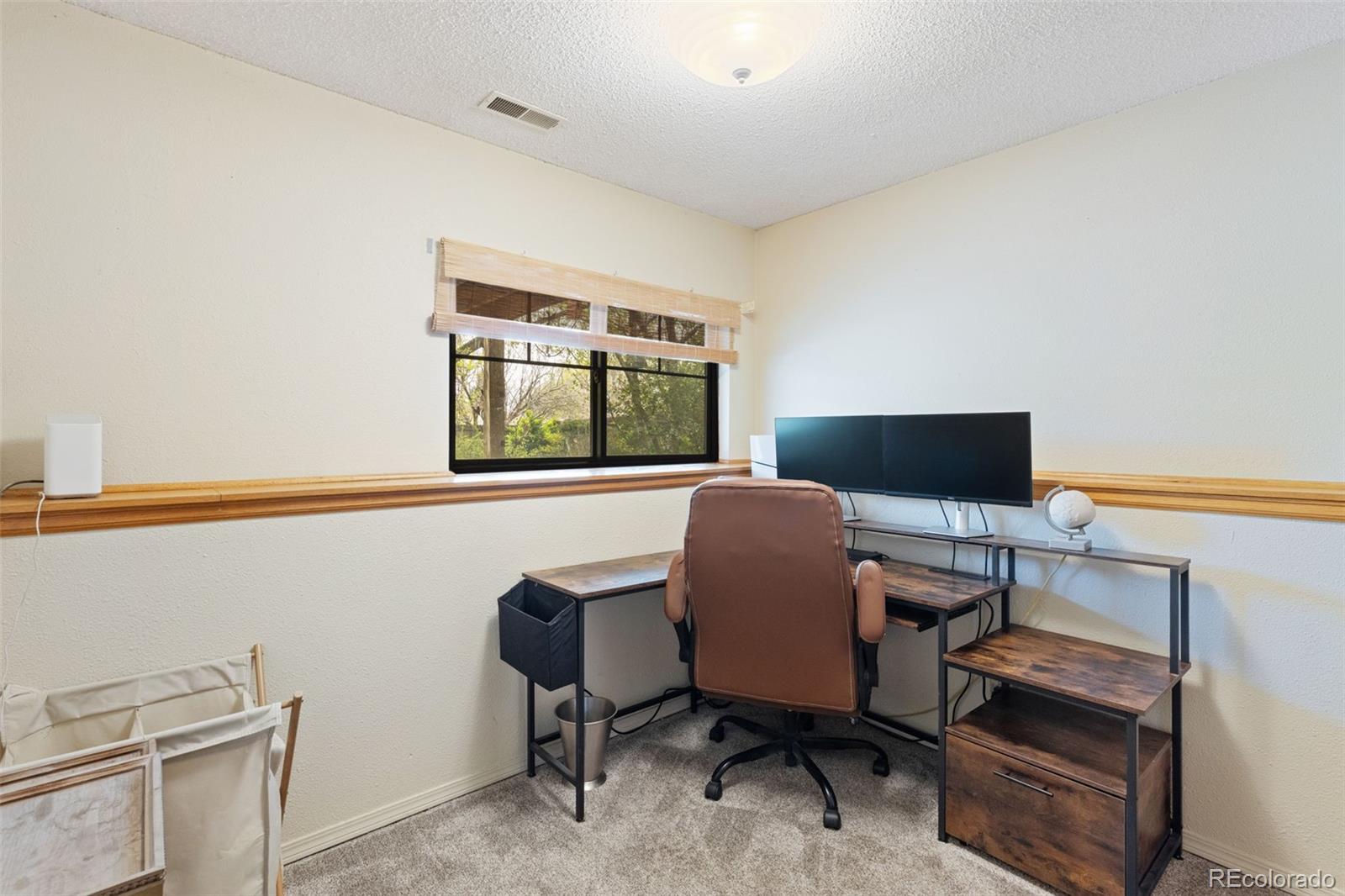 1125 Greenbrier Drive