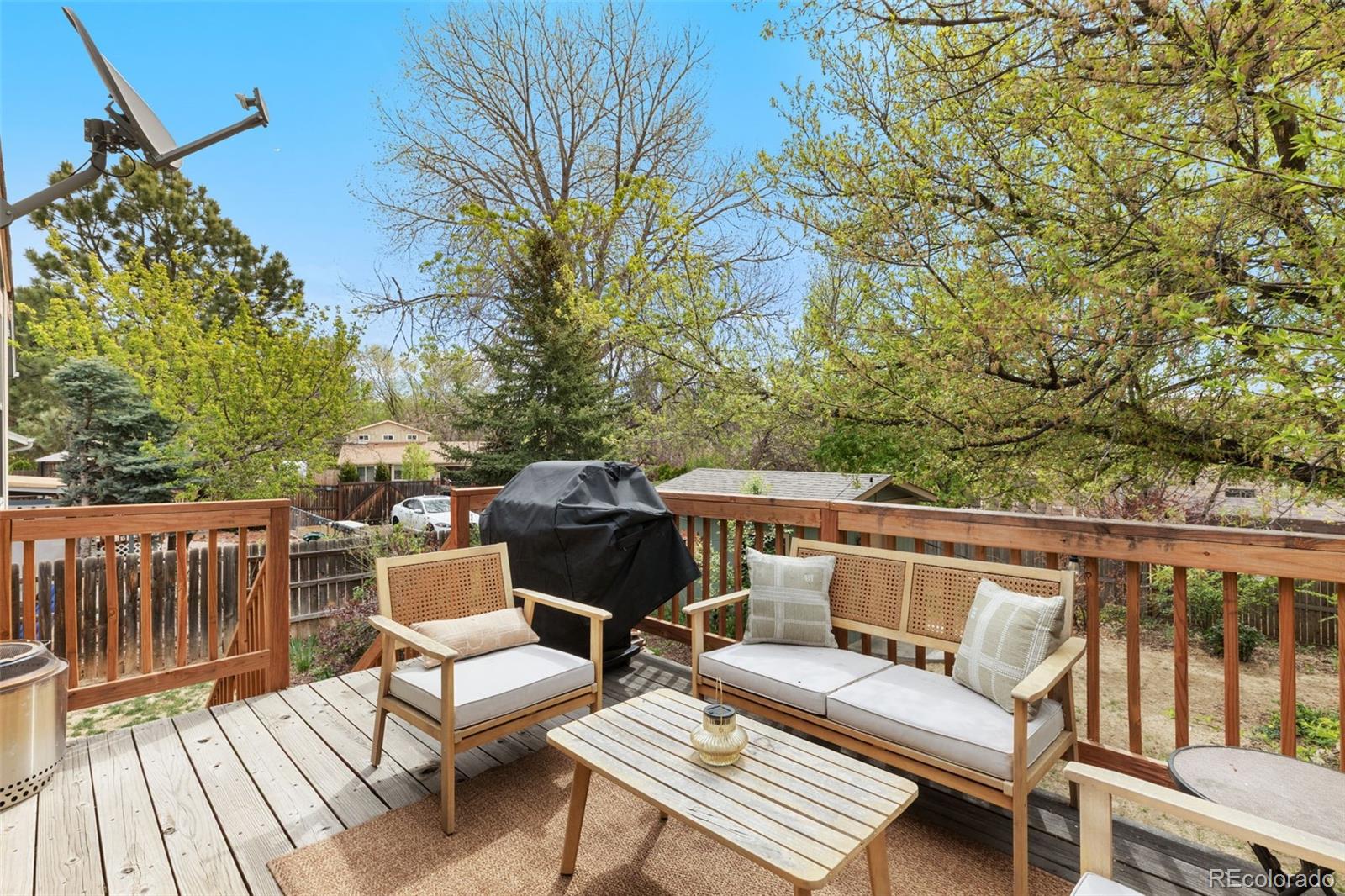 1125 Greenbrier Drive
