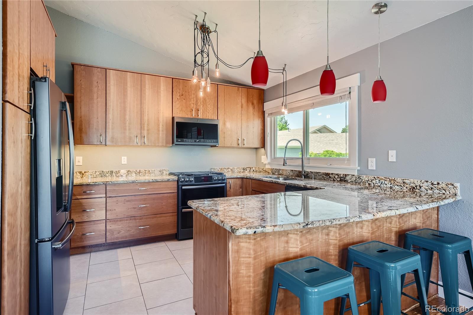 9787 Holland Circle