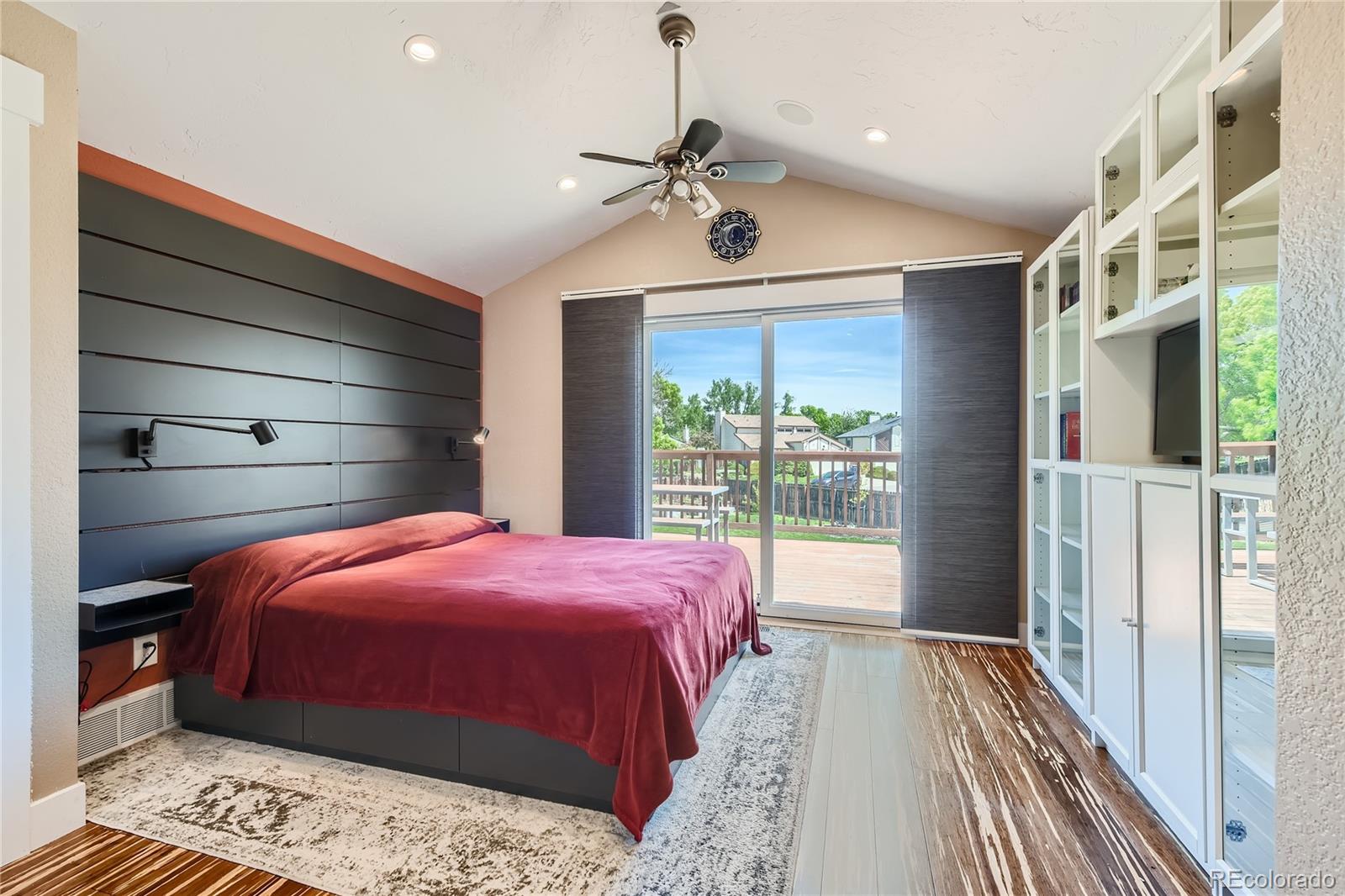 9787 Holland Circle