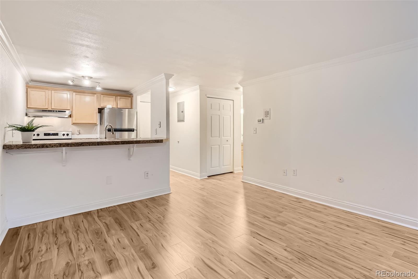 1125 N Washington Street Unit: 202