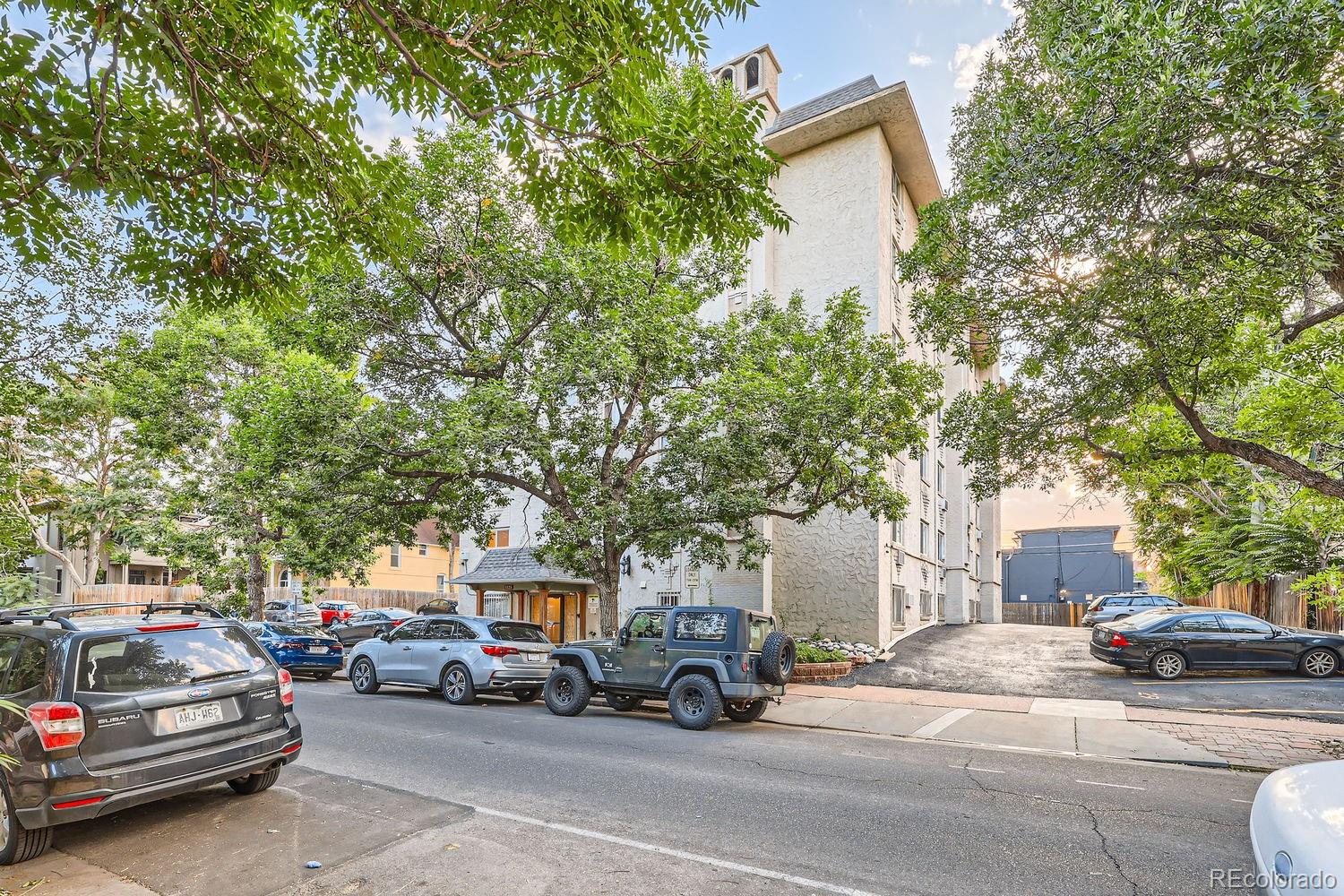 1125 N Washington Street Unit: 202