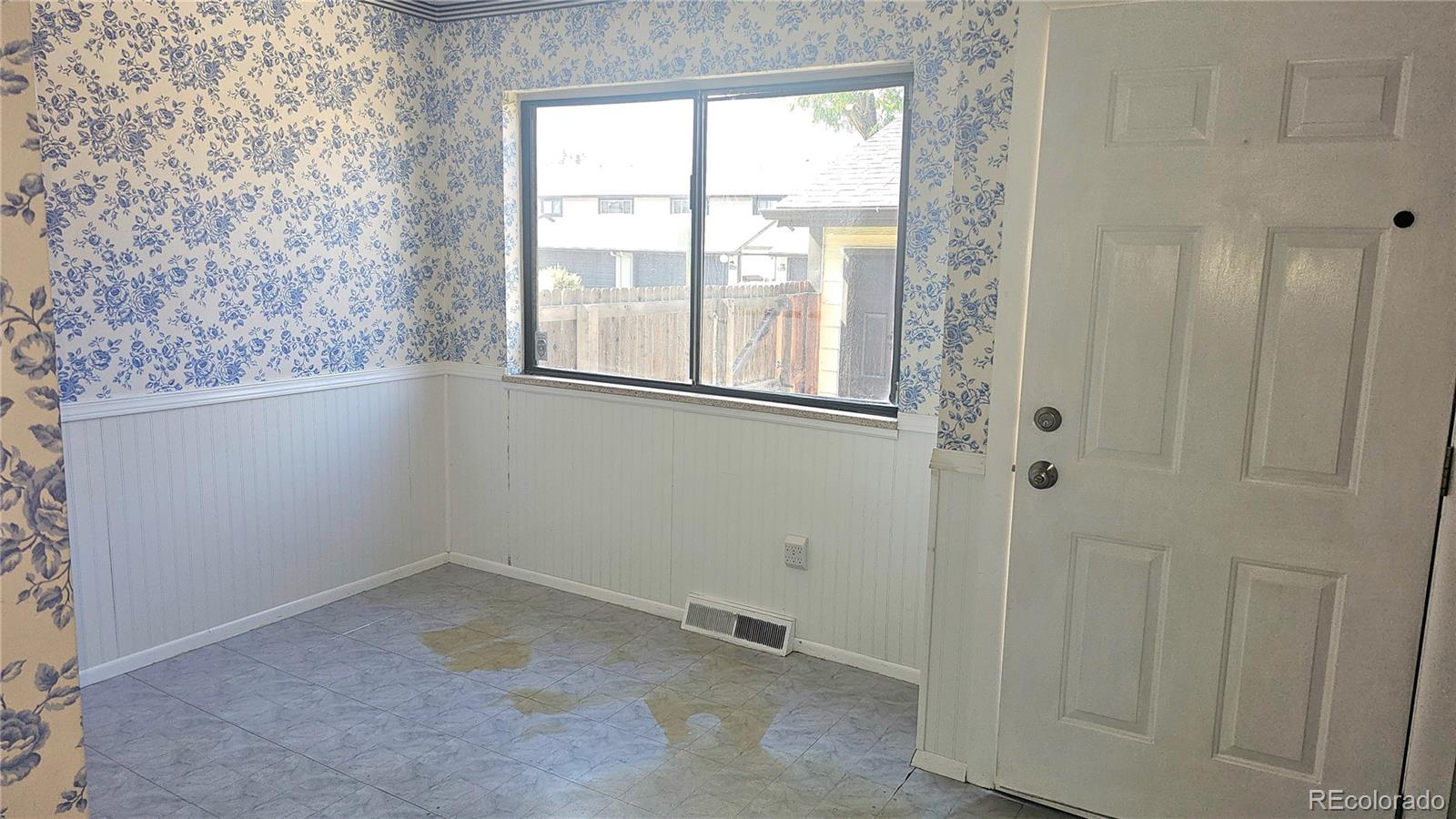 2635 S Peoria Street